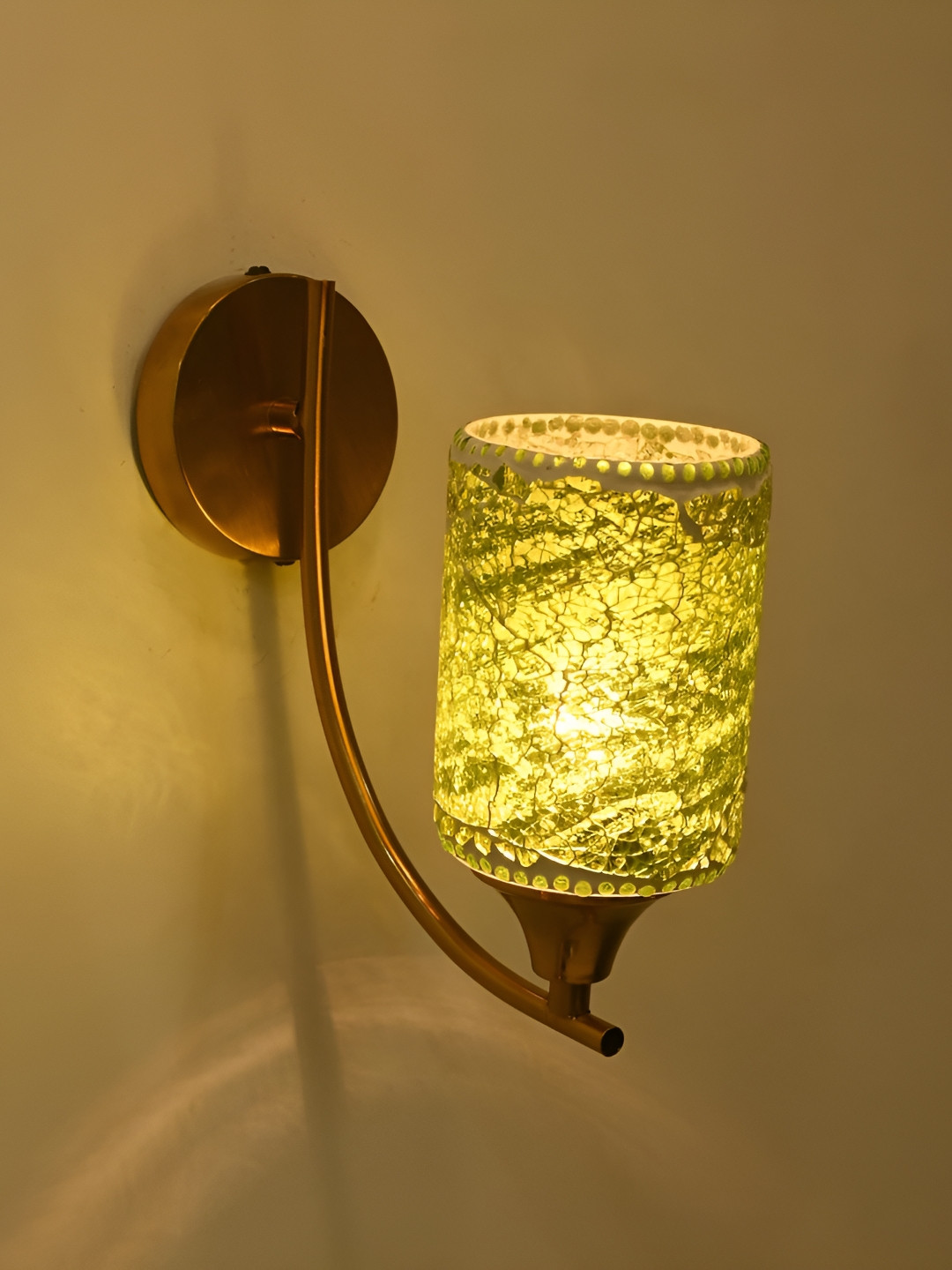 

Afast Green Metal Rectangle Shaped Wall Lamp