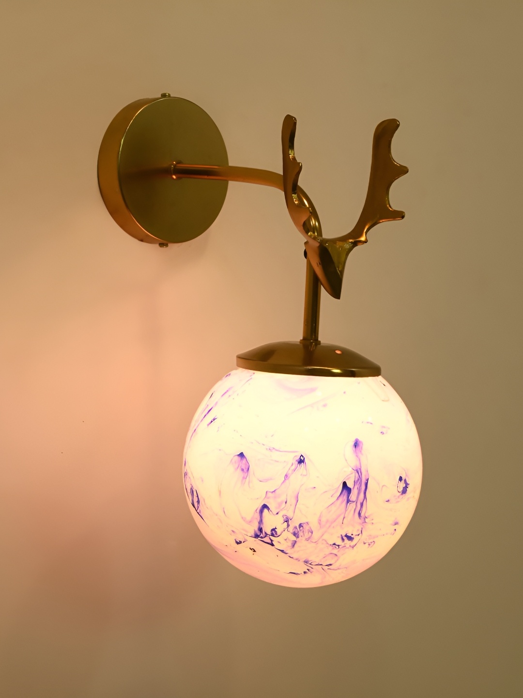 

Afast Blue & White Metal Rectangle Shaped Wall Lamp