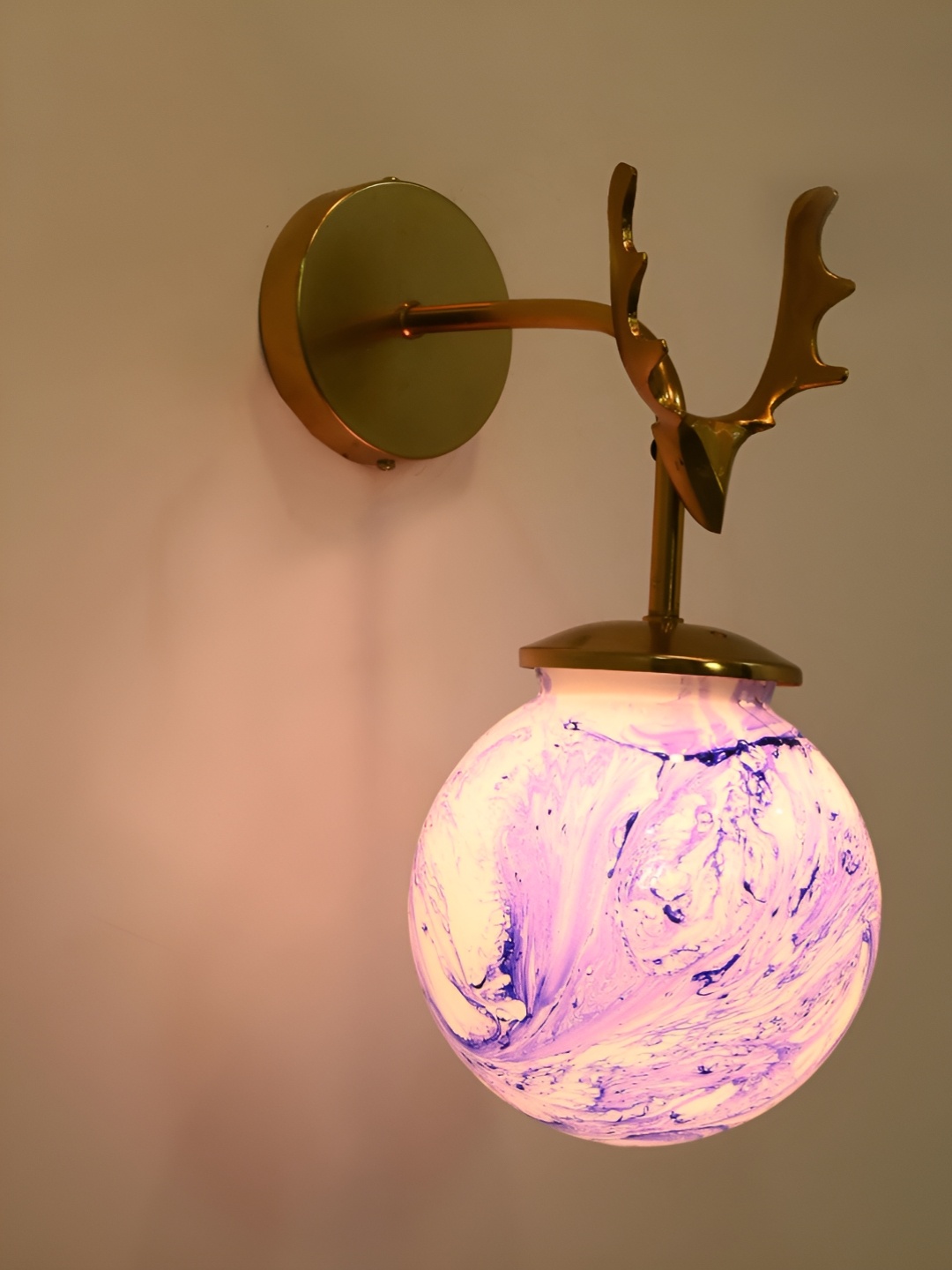 

Afast Blue & White Metal Rectangle Shaped Wall Lamp