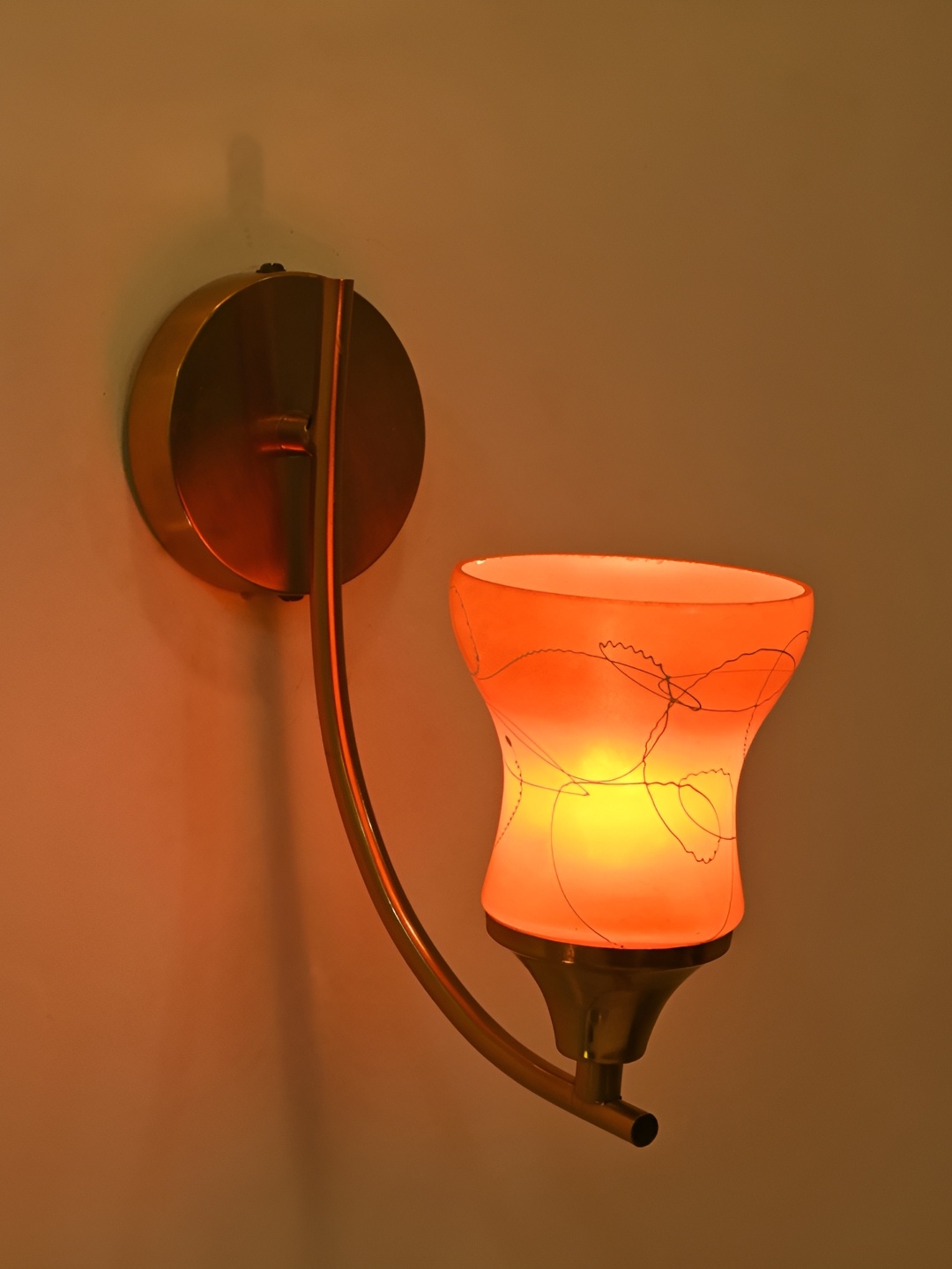 

Afast Orange & White Metal Rectangle Shaped Wall Lamp