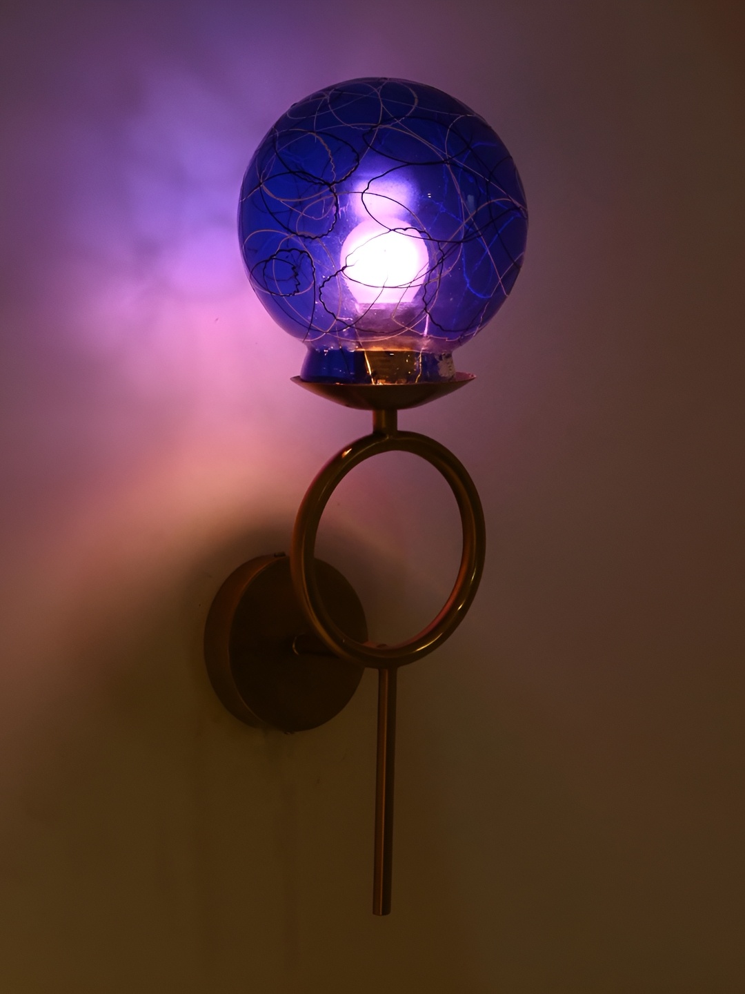 

Afast Blue & Black Metal Rectangle Shaped Wall Lamp
