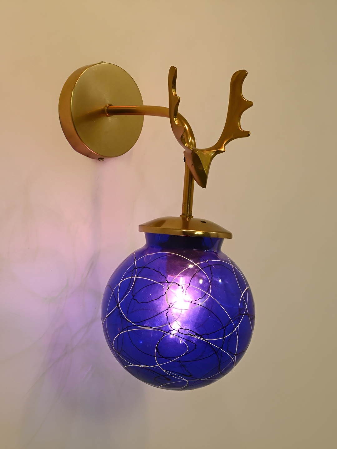 

Afast Blue & Black Metal Rectangle Shaped Wall Lamp