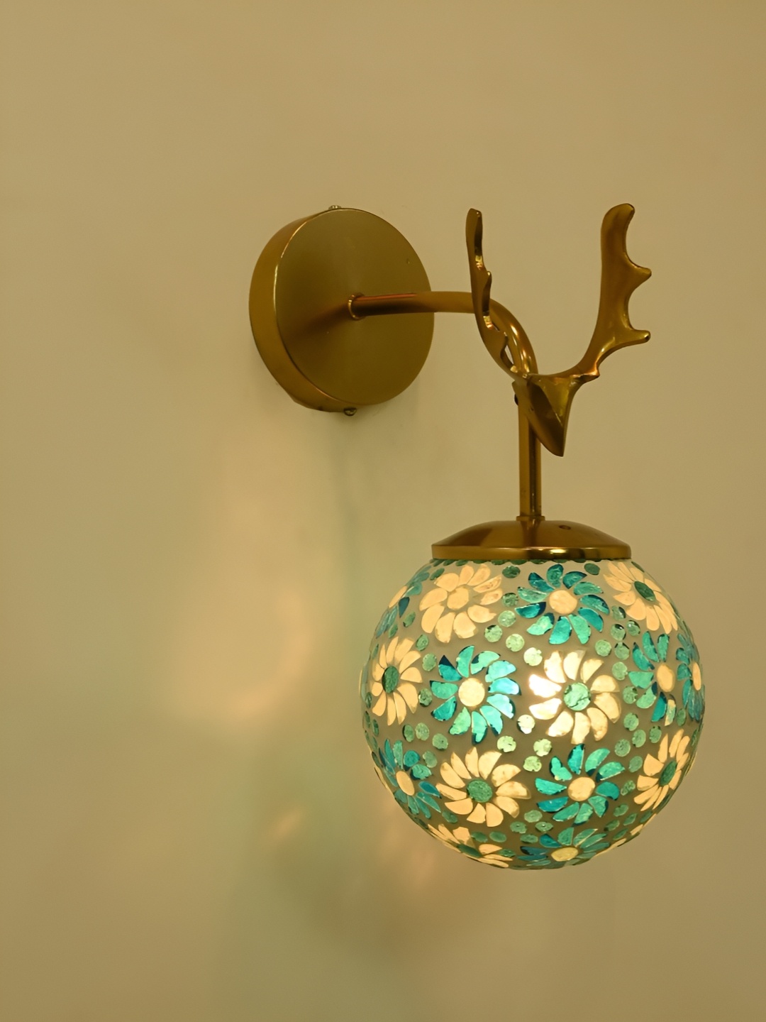 

Afast Blue Metal Rectangle Shaped Wall Lamp
