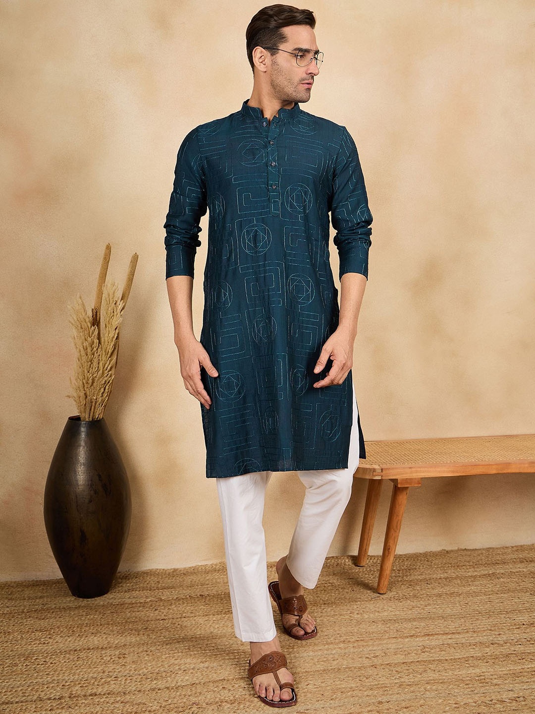 

House of Pataudi Embroidered Straight Kurta, Teal