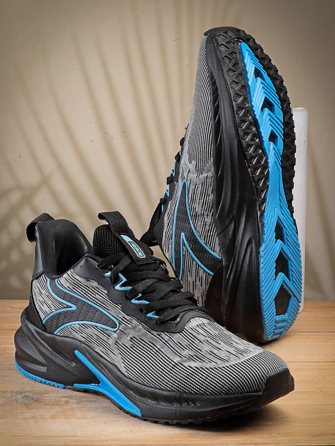 

Action Men Mesh Running Non-Marking Shoes, Black