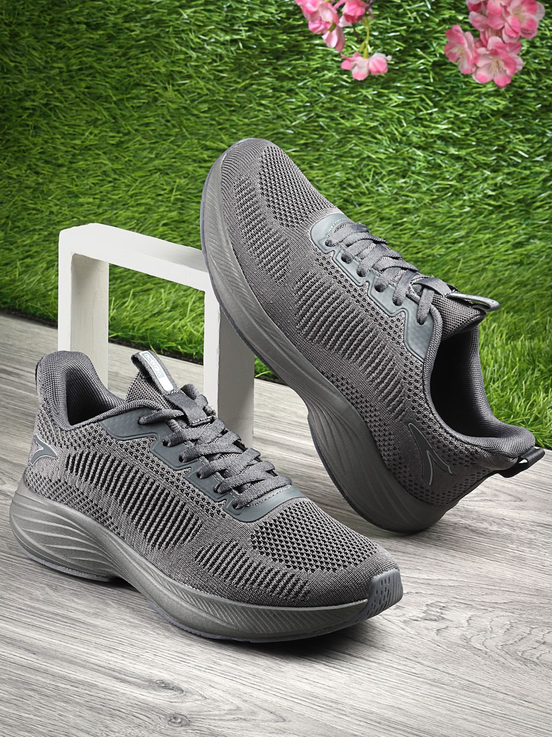 

Action Men Mesh Running Lace-Ups Non-Marking Shoes, Grey