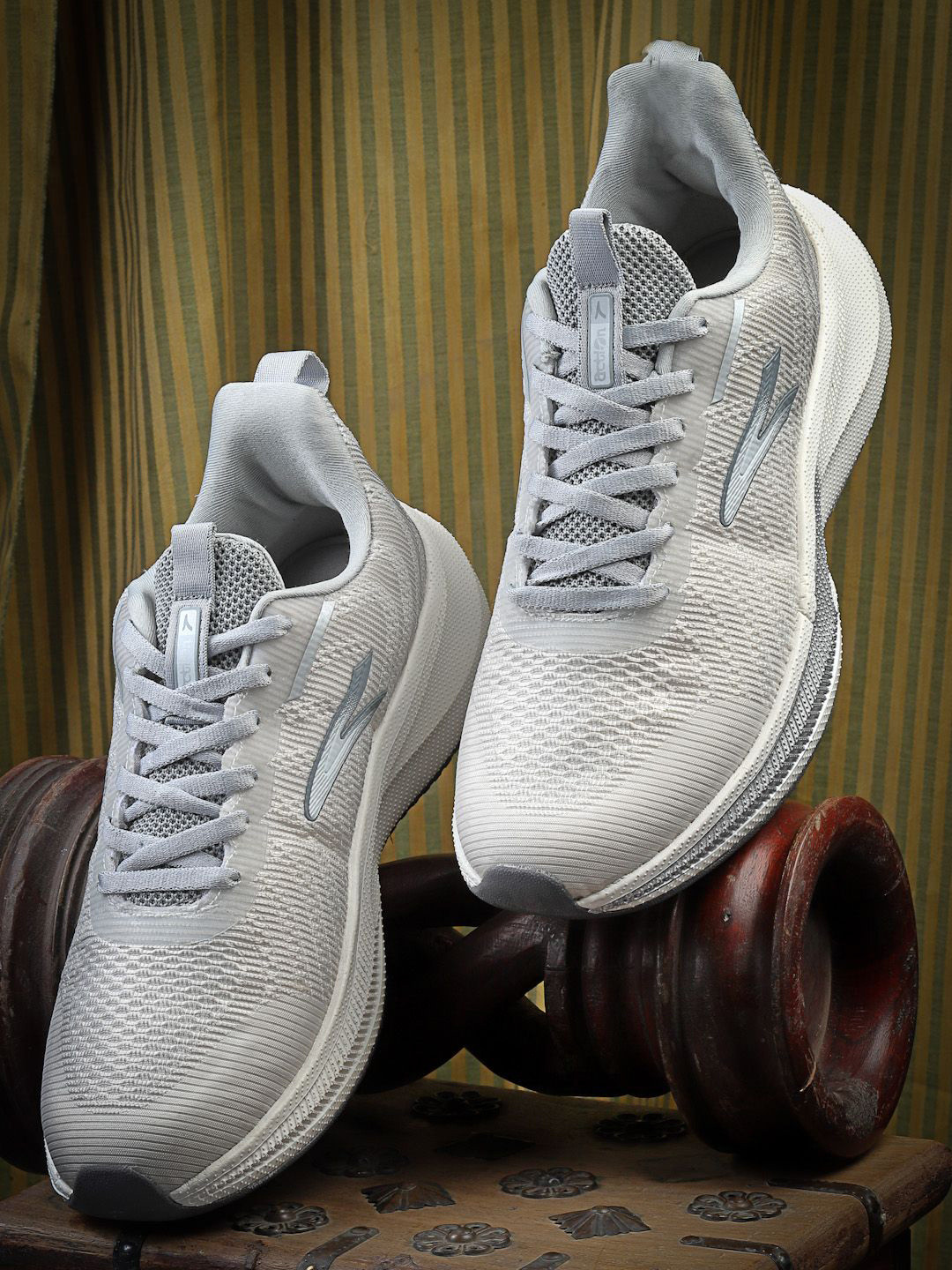 

Action Men Mesh Running Non-Marking Shoes, White