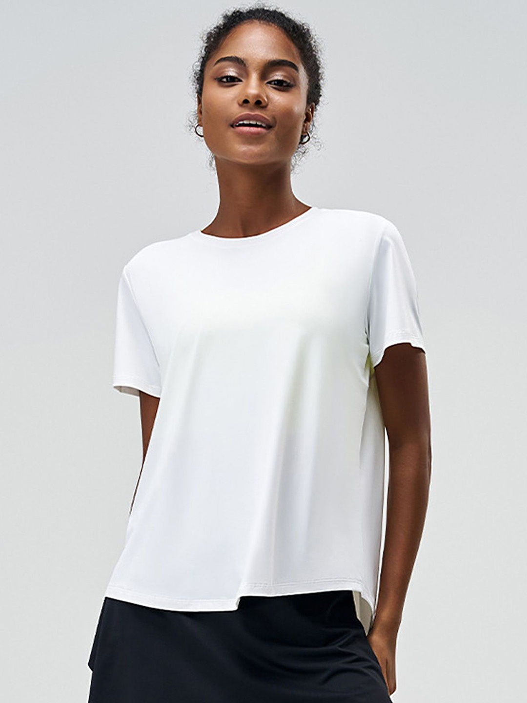 

LULU & SKY Women Solid Round Neck T-shirt, White