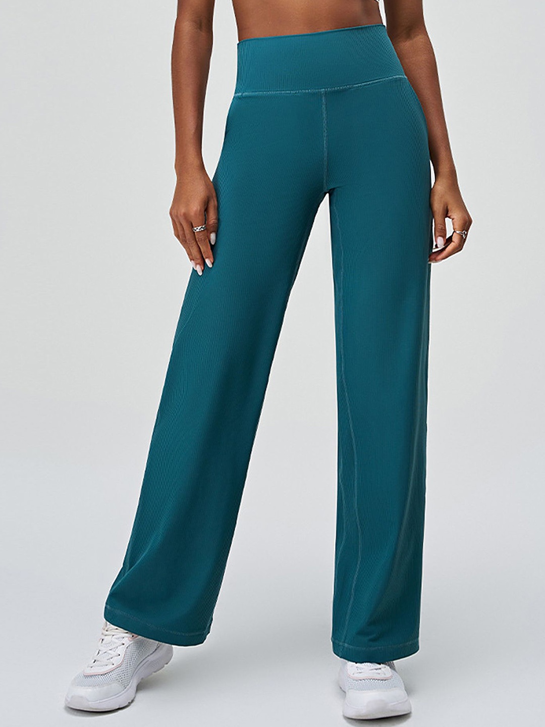 

LULU & SKY Women Straight Fit High-Rise Parallel Trousers, Green