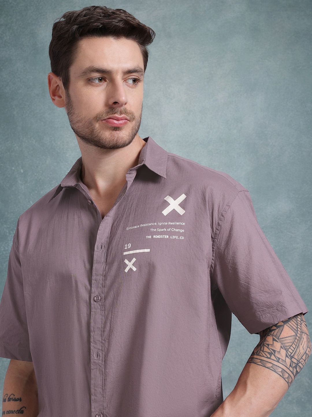 

The Roadster Life Co. Men Printed Pure Cotton Relaxed Fit Shirt, Mauve
