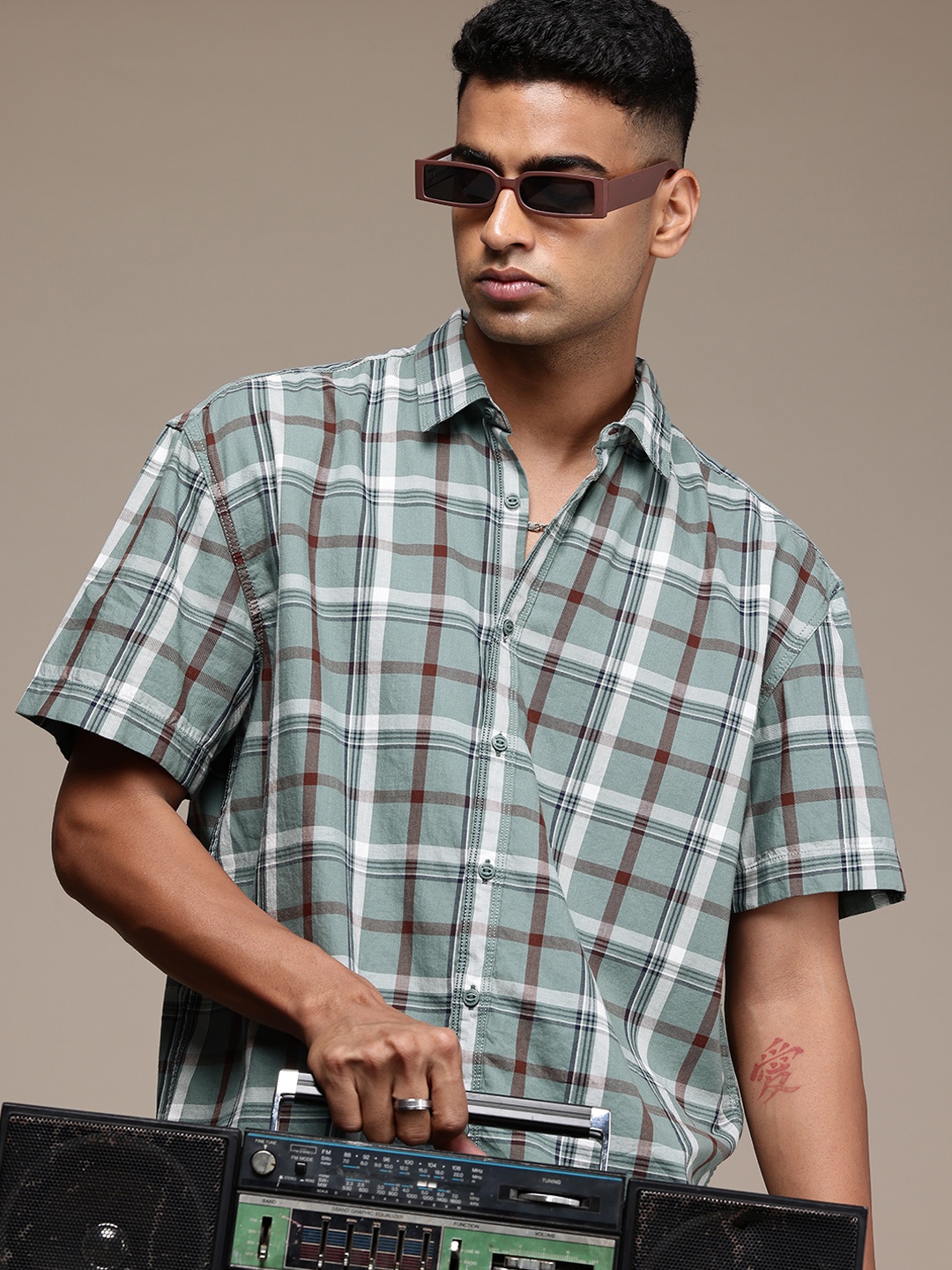 

The Roadster Life Co. Relaxed Fit Opaque Checked Pure Cotton Casual Shirt, Green