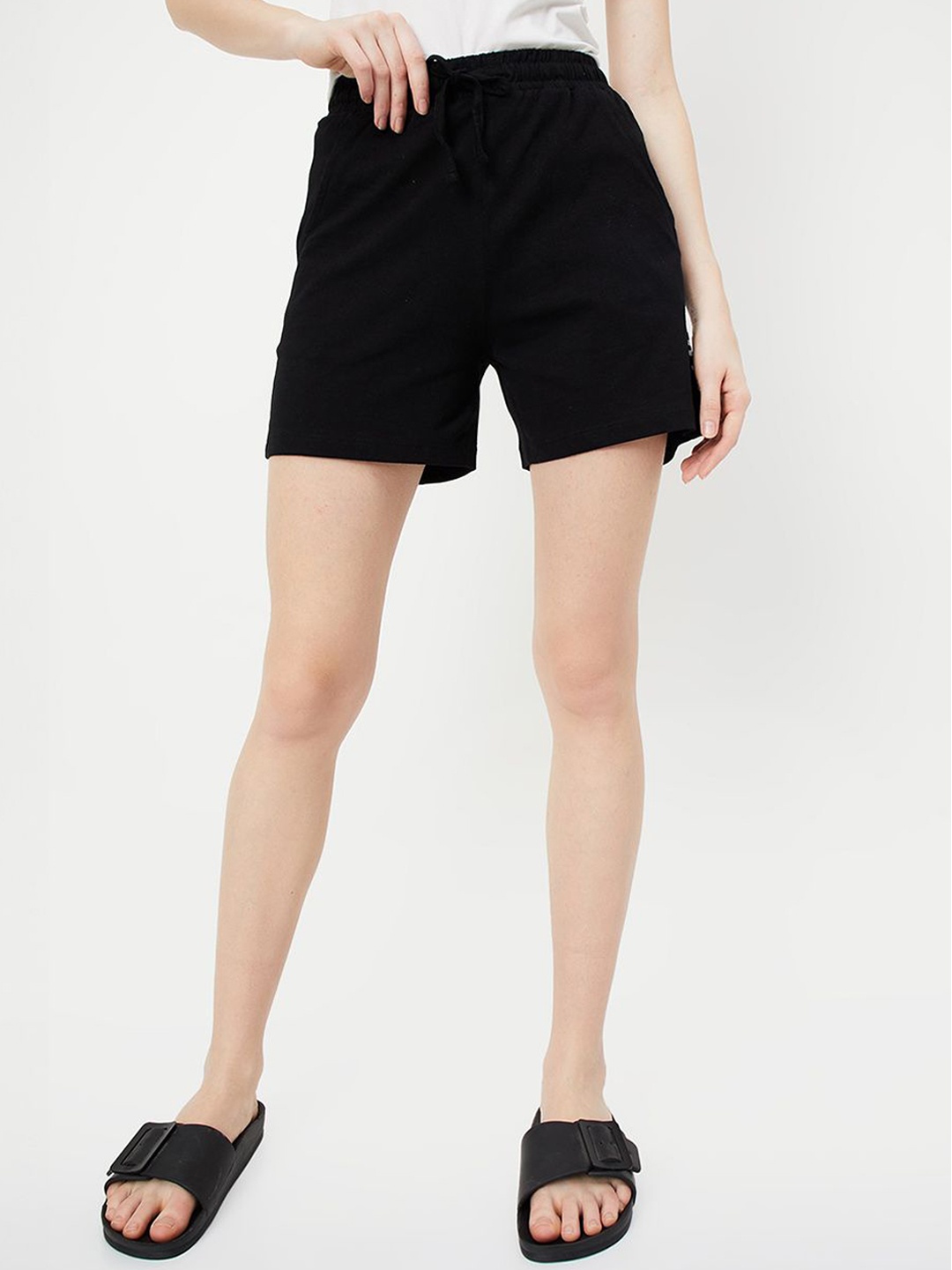 

max Women Regular Fit Mid-Rise Shorts, Black