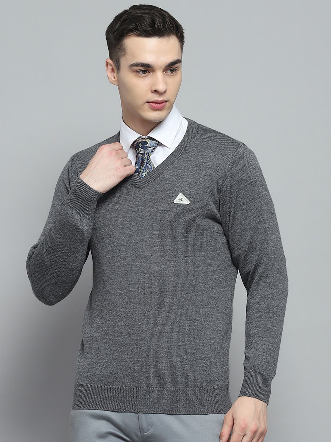 

Monte Carlo Men V Neck Full Sleeve Woollen Pullover, Grey