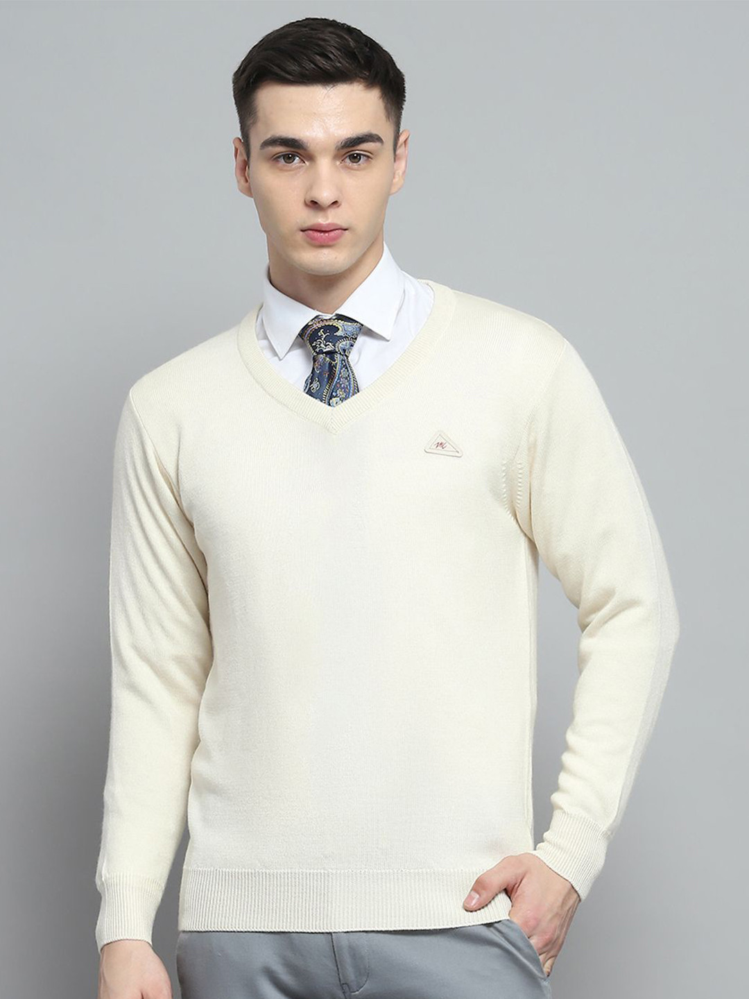 

Monte Carlo Men Woollen V-neck Pullover, Cream