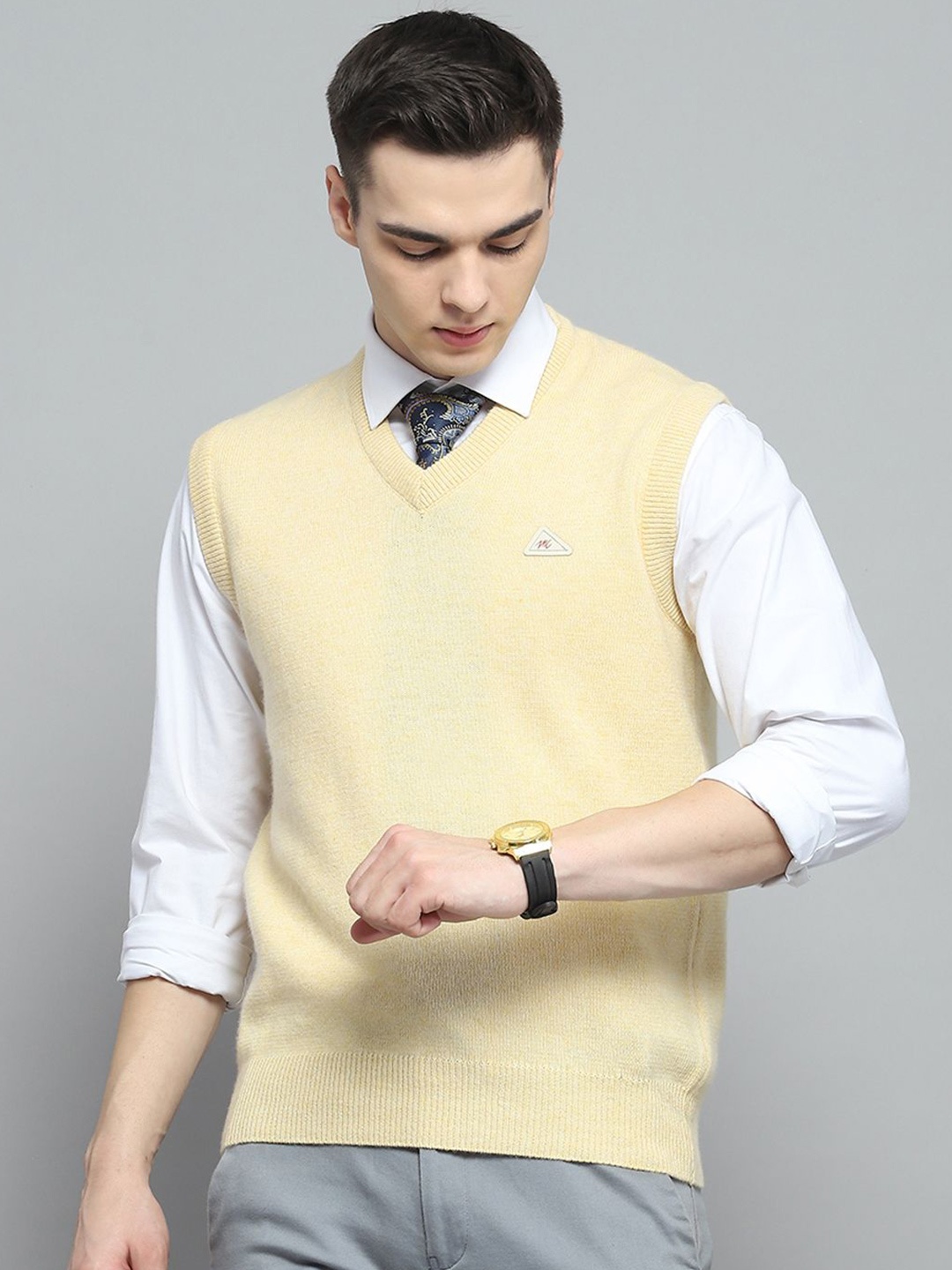 

Monte Carlo Men Woollen Sweater Vest, Yellow