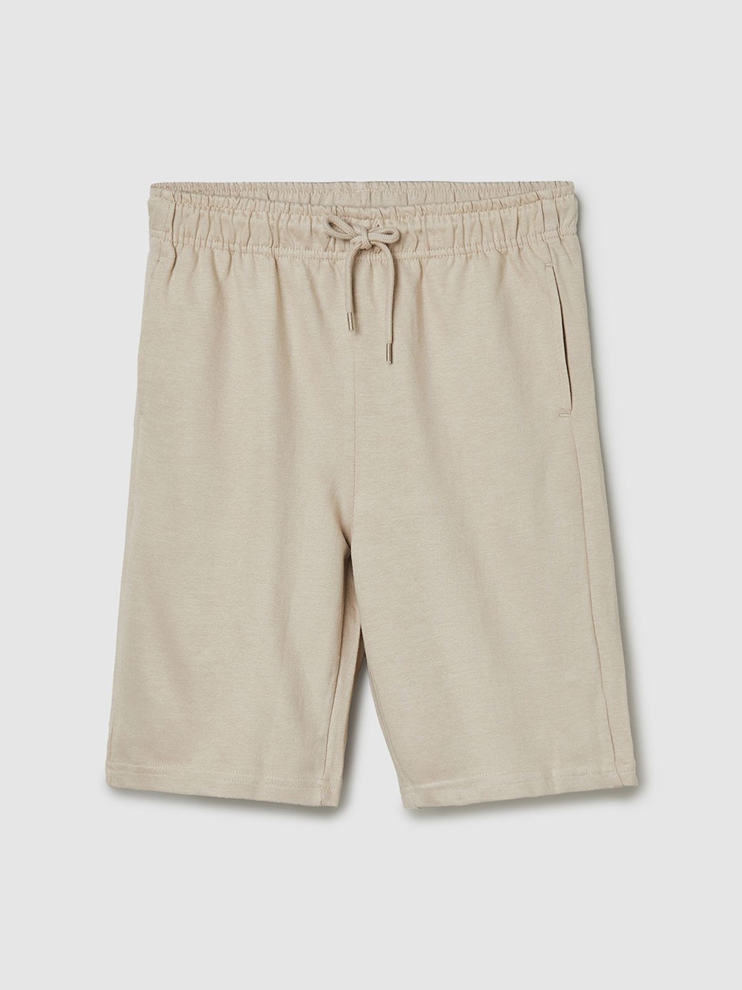 

max Boys Regular Fit Mid-Rise Cotton Shorts, Cream