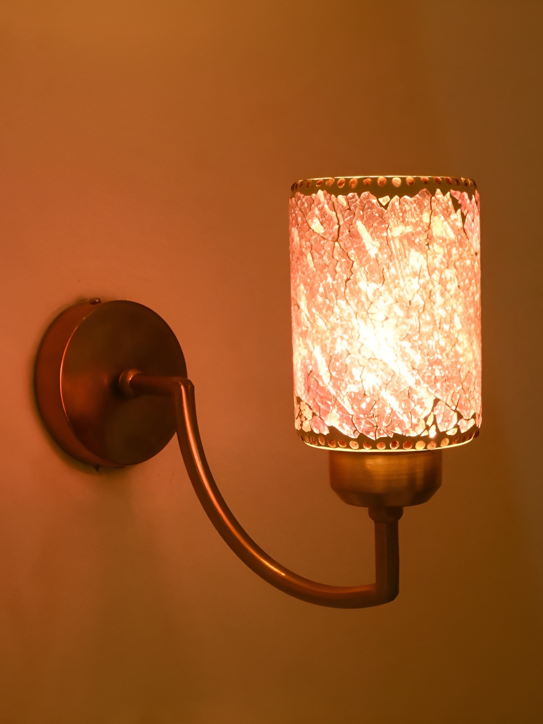 

Afast Pink Metal Rectangle Shaped Wall Lamp