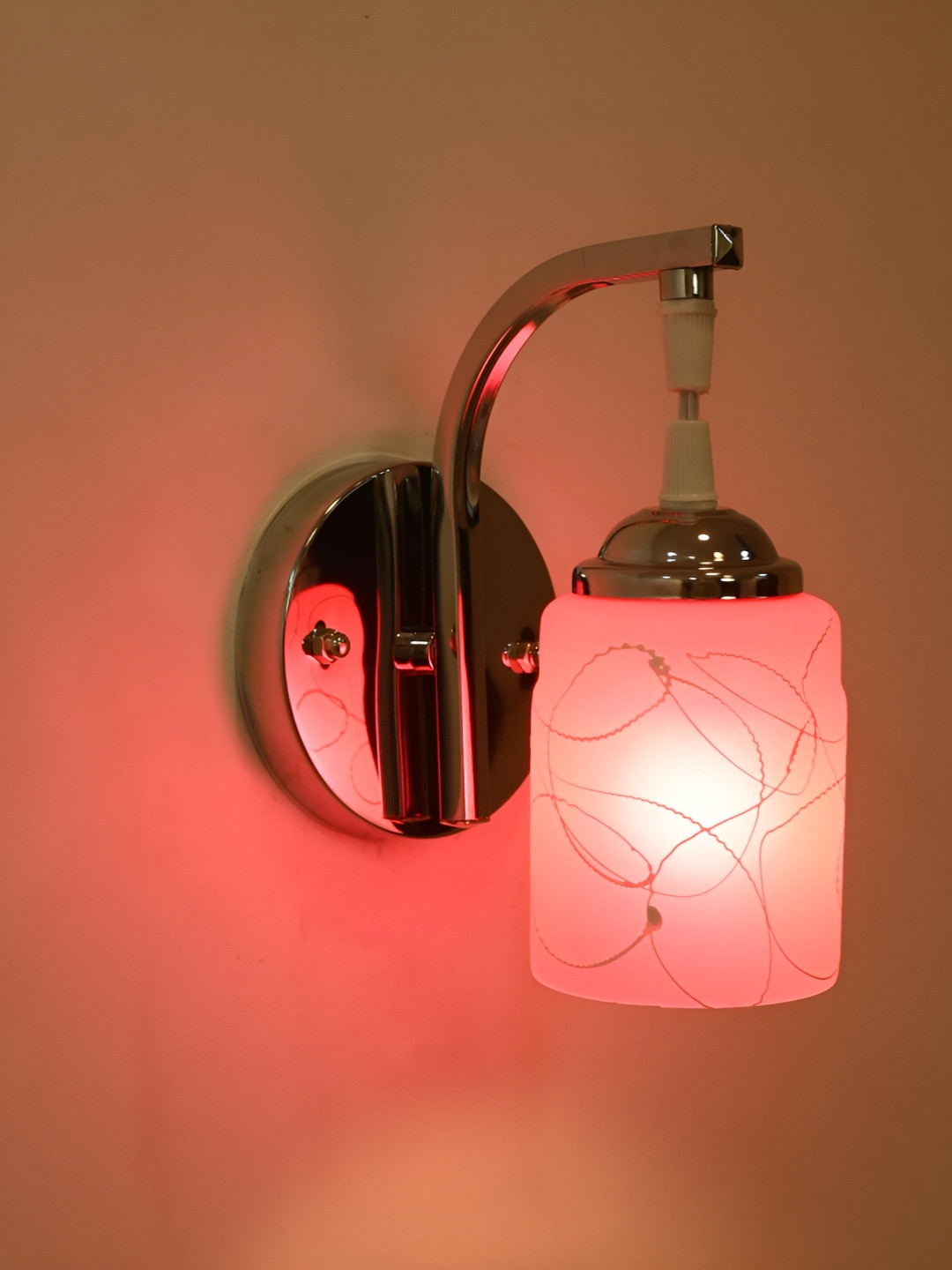 

Afast Pink & White Metal Rectangle Shaped Wall Lamp