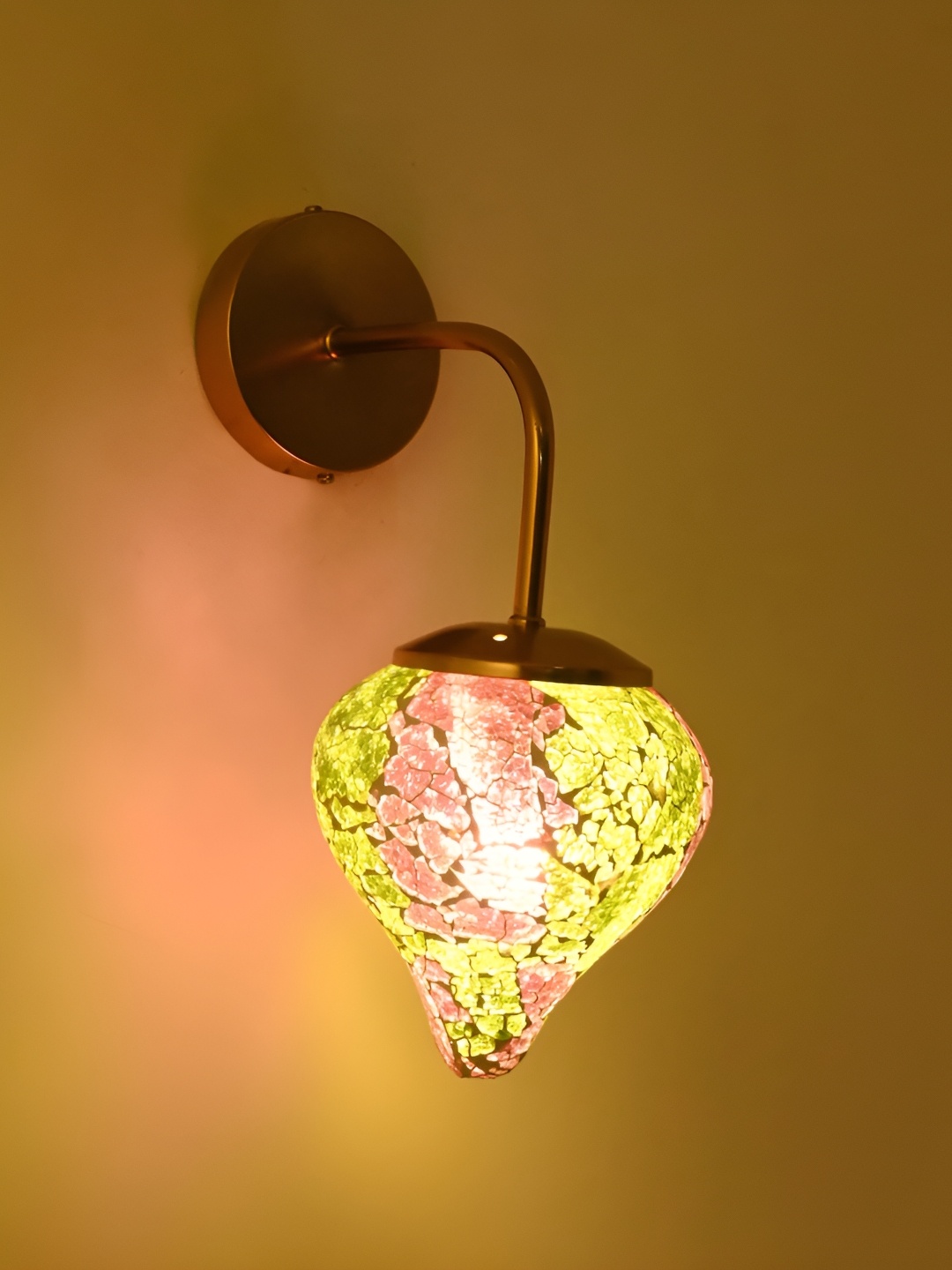 

Afast Green & Pink Metal Rectangle Shaped Wall Lamp