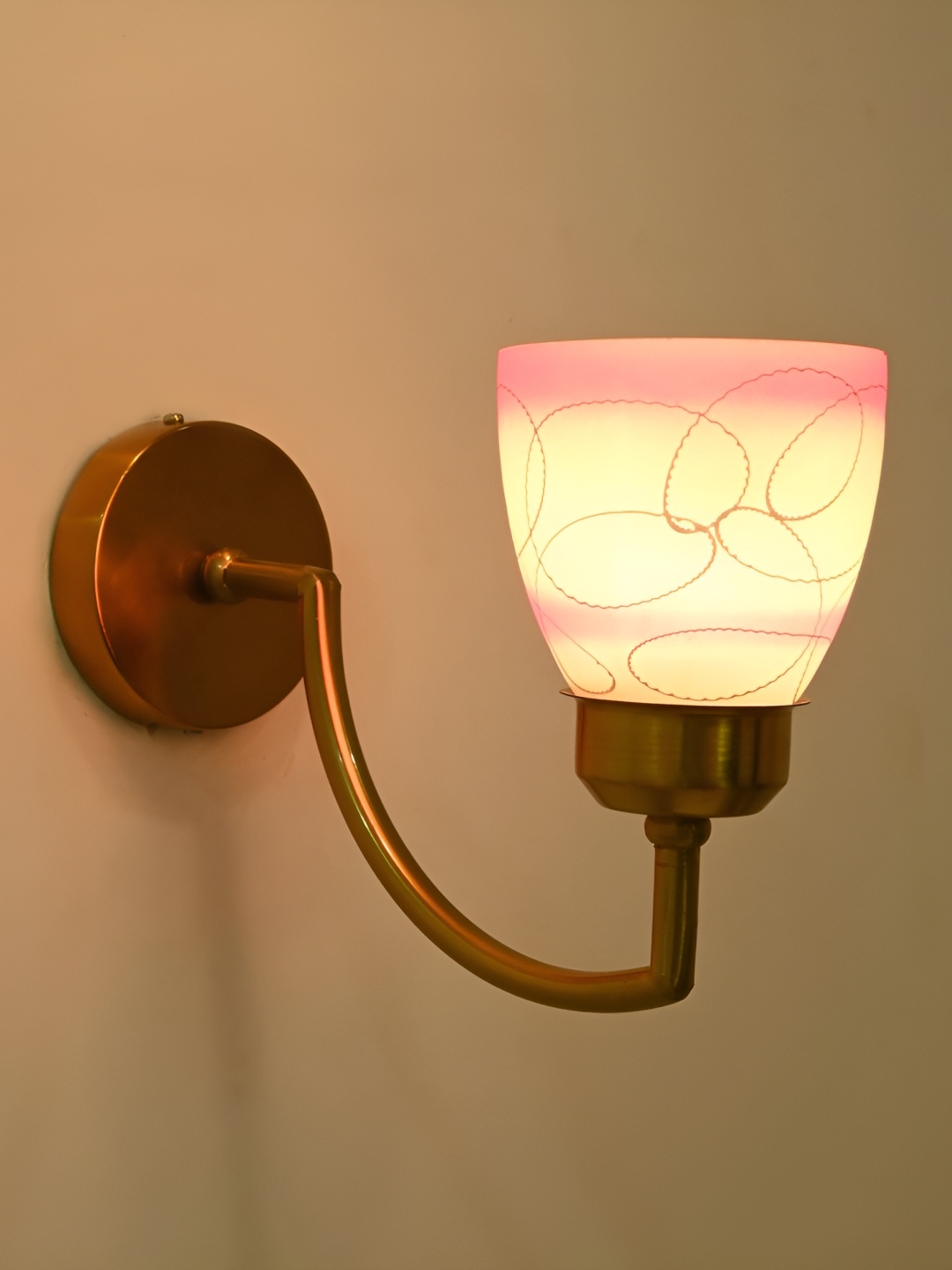 

Afast Pink & White Metal Rectangle Shaped Wall Lamp