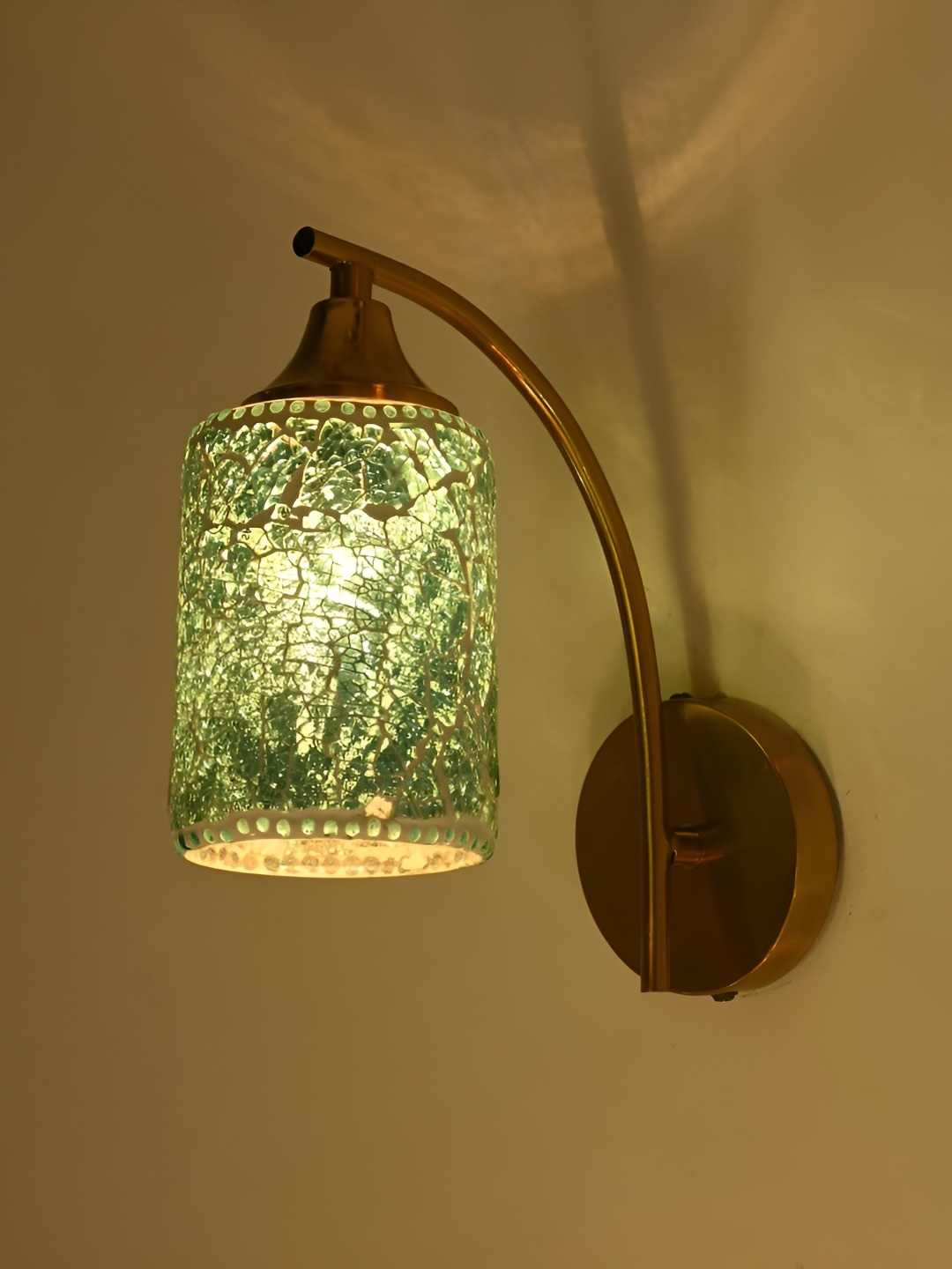 

Afast Blue Metal Rectangle Shaped Wall Lamp
