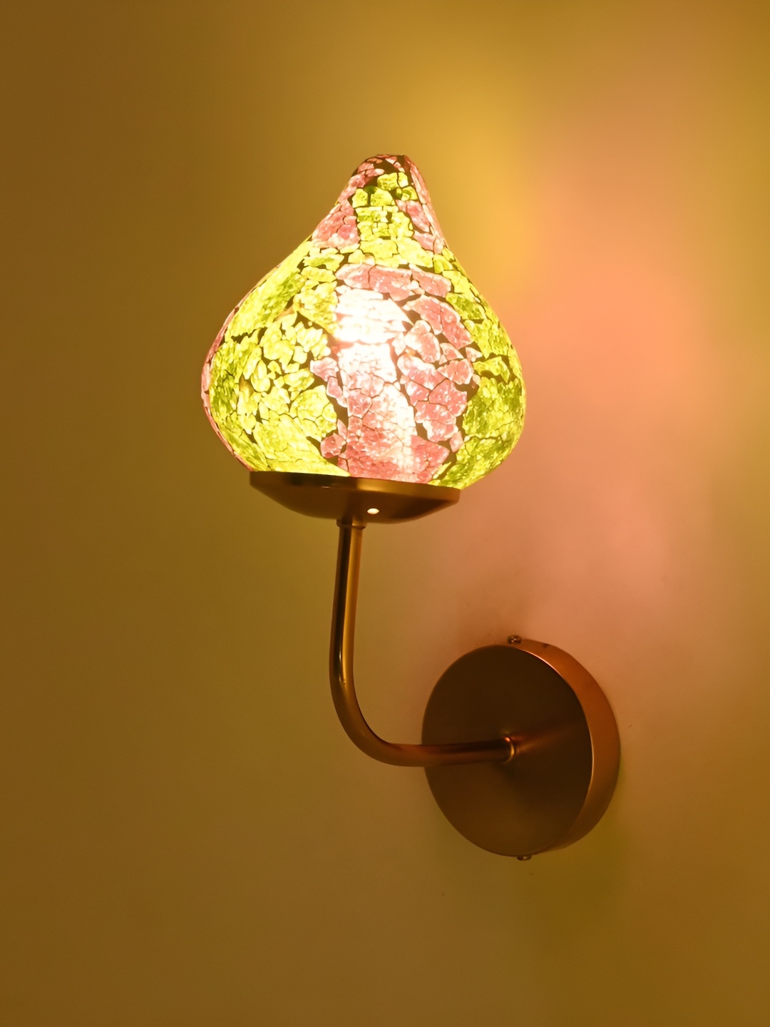 

Afast Green & Pink Metal Rectangle Shaped Wall Lamp