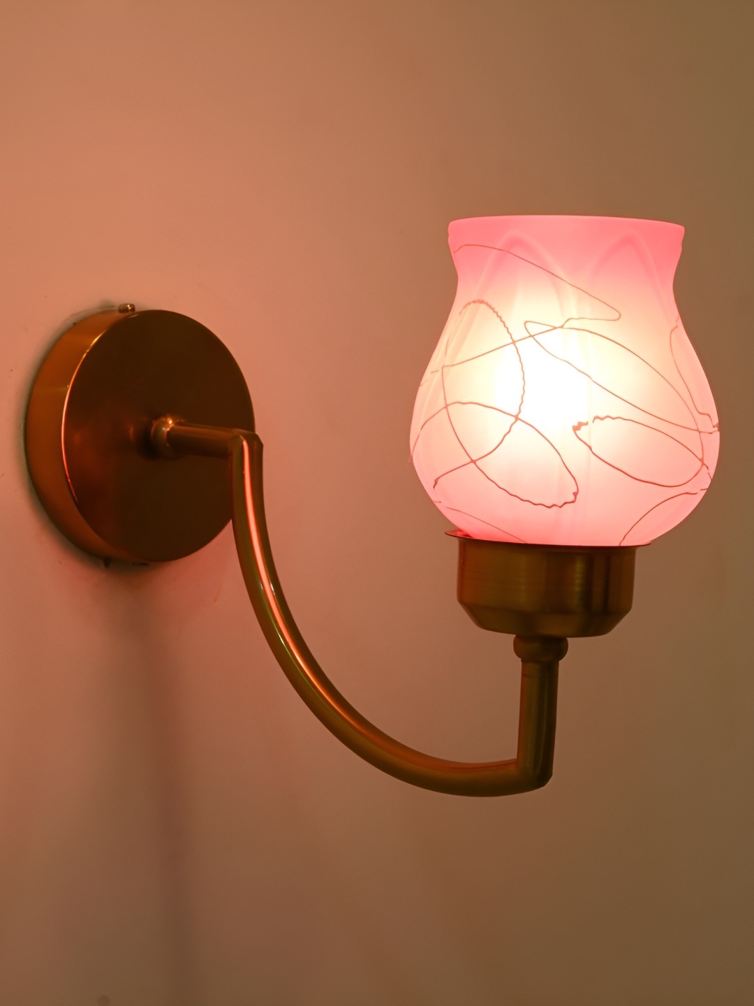 

Afast Pink & White Metal Rectangle Shaped Wall Lamp