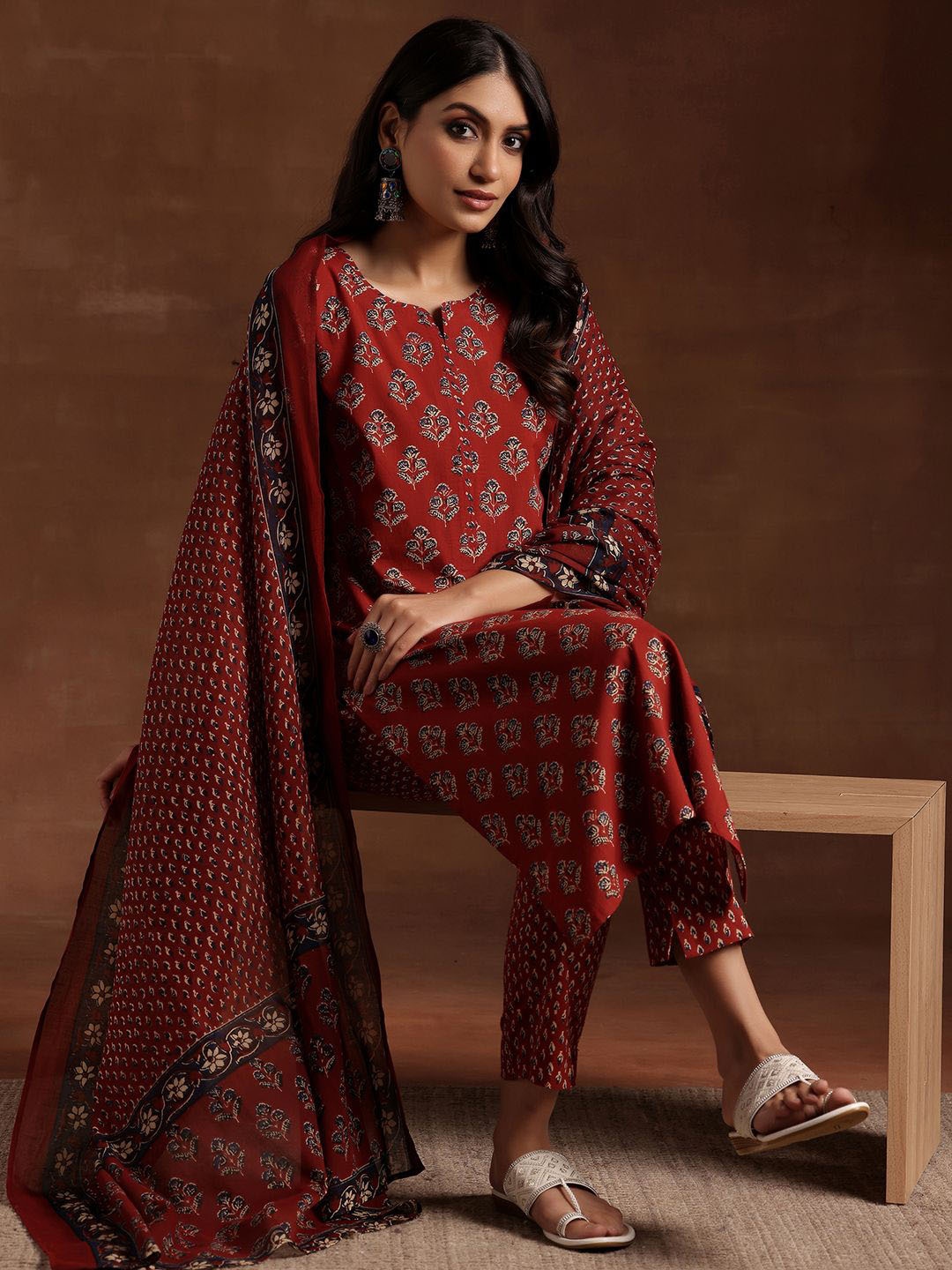 

Libas Women Floral Printed Regular Pure Cotton Kurta with Trousers & With Dupatta, Rust