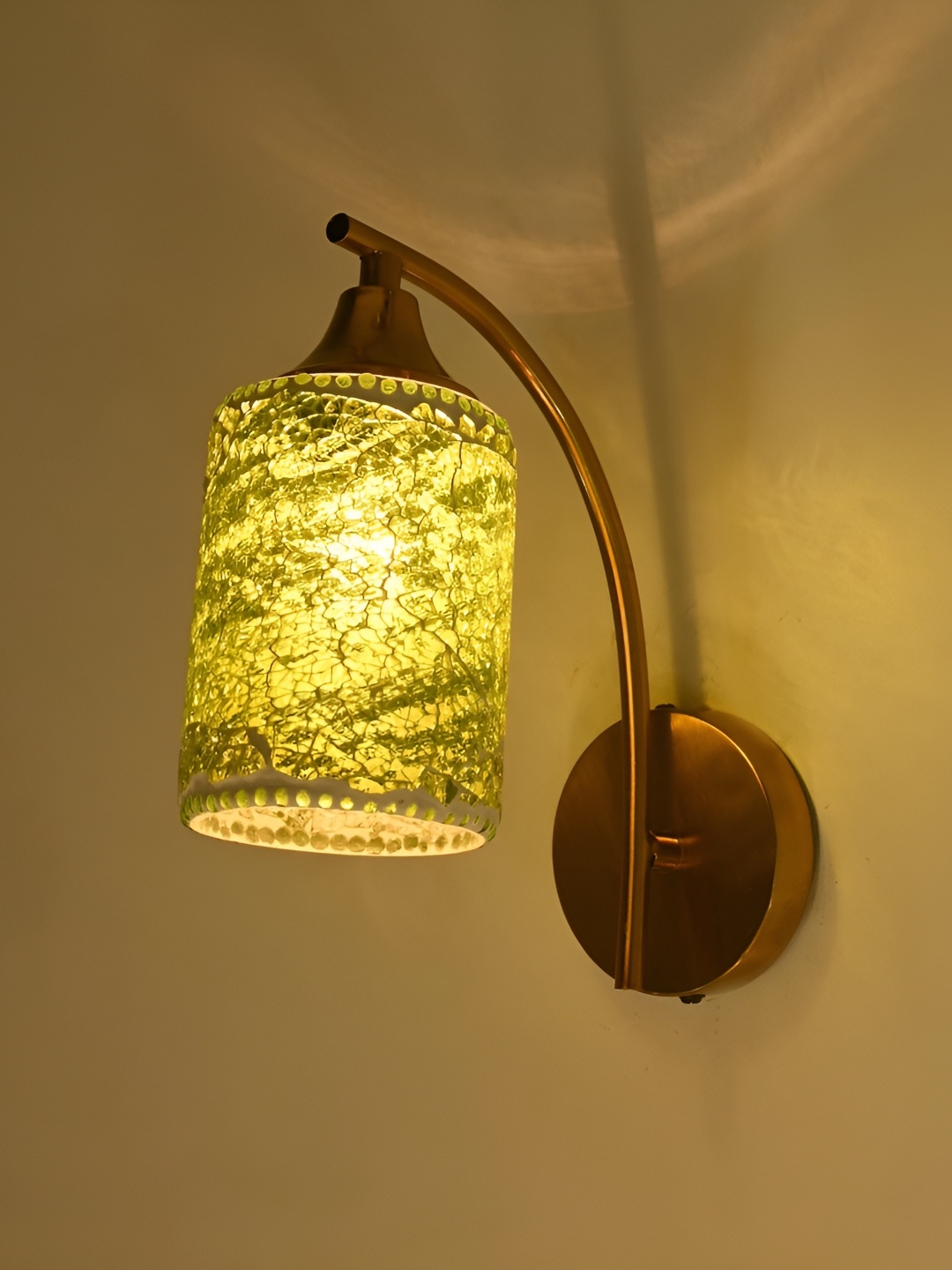 

Afast Green Metal Rectangle Shaped Wall Lamp