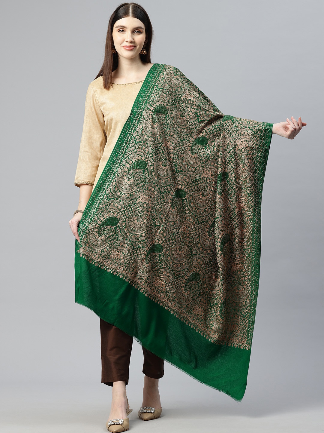 

SWI Stylish Floral Embroidered Shawl, Green