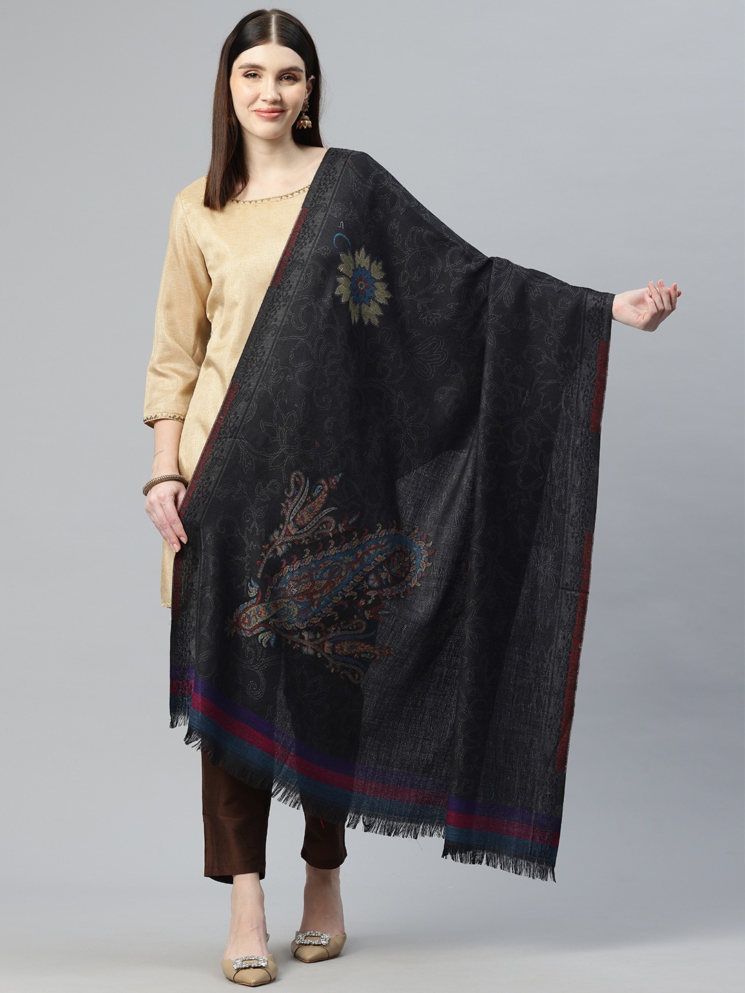 

SWI Stylish Floral Woven Design Kani Pure Wool Shawl, Black