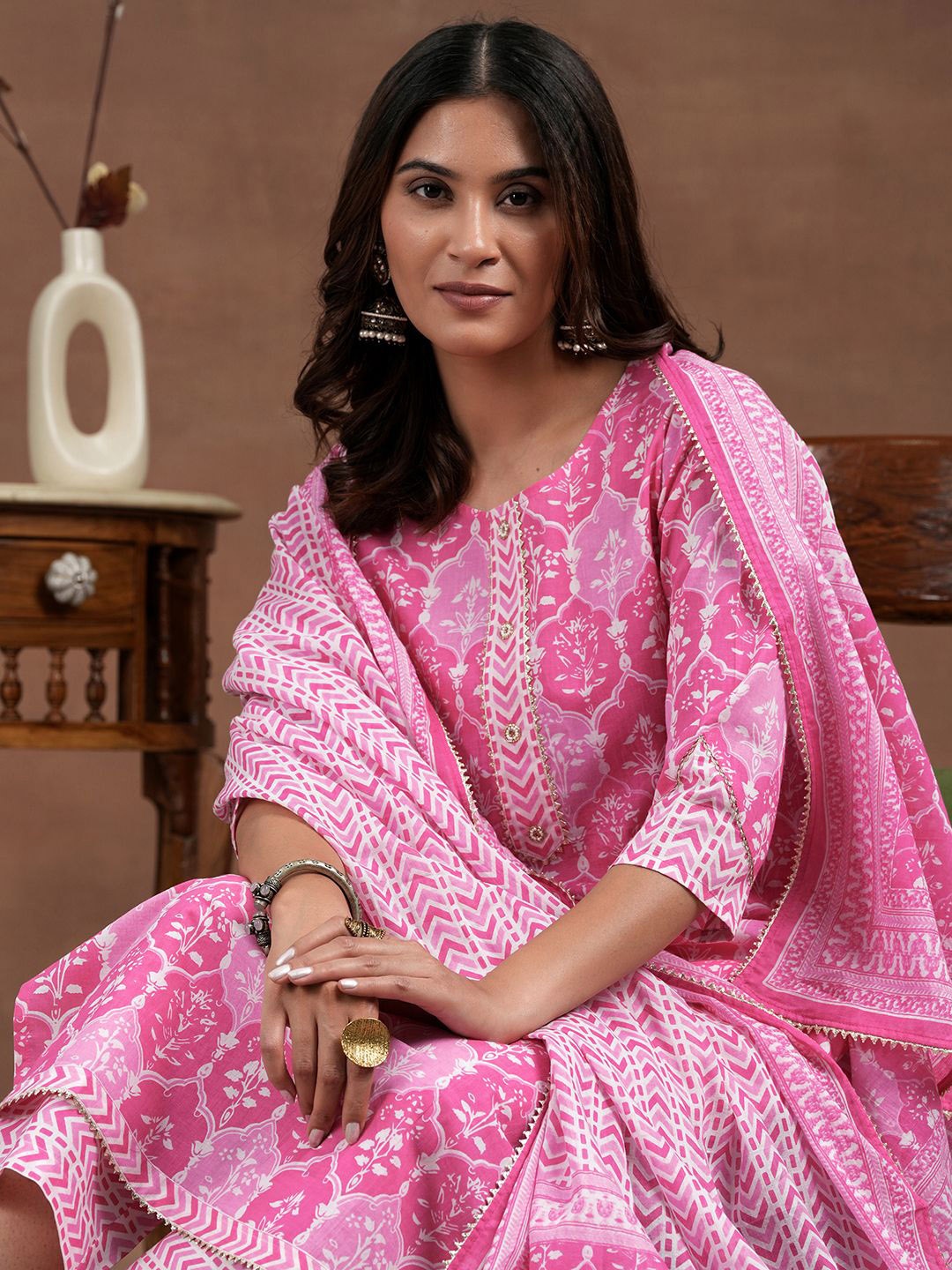 

Libas Women Floral Printed Regular Gotta Patti Pure Cotton Kurta with Trousers & With Dupatta, Pink