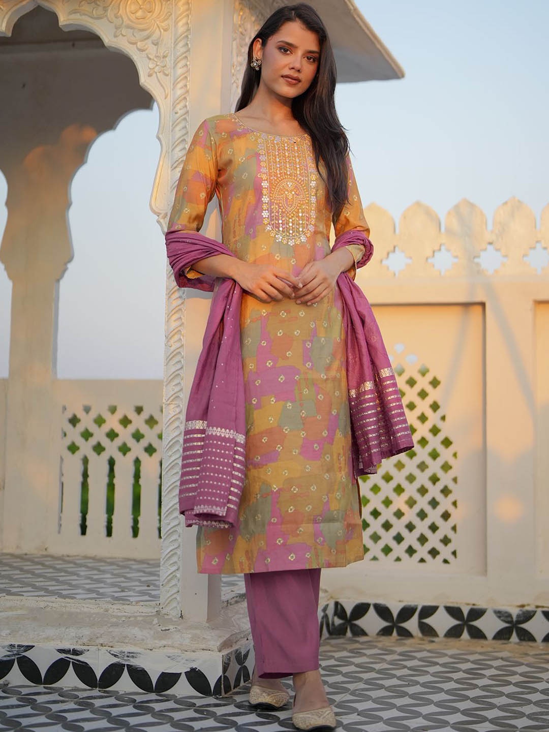 

Libas Multi Women's Abstract Printed Kurta Set