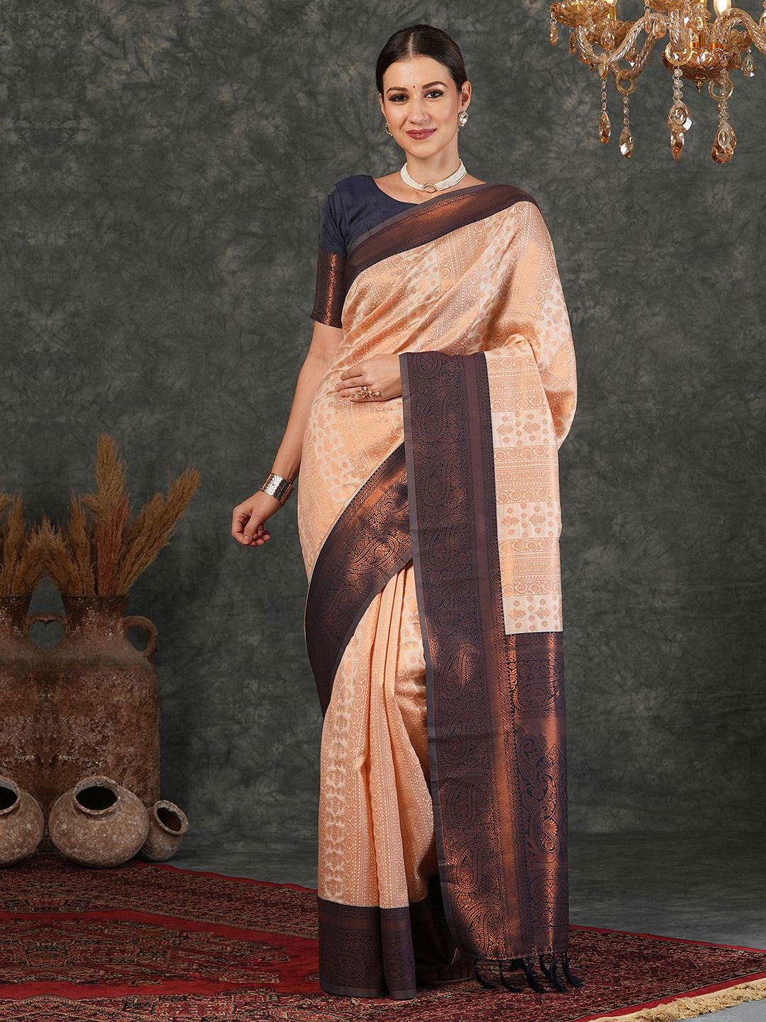 

Mitera Ethnic Motifs Woven Design Zari Banarasi Saree, Peach