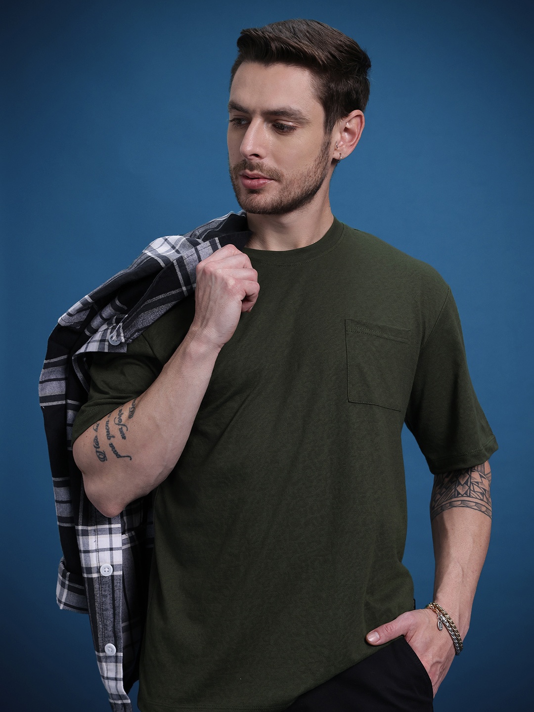 

The Roadster Life Co. Men Relaxed Fit T-shirt, Olive