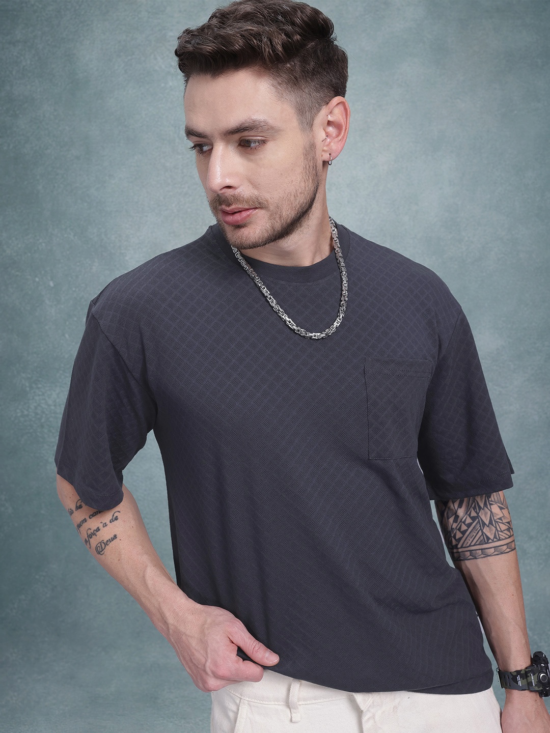 

The Roadster Life Co. Geometric Self-Design Drop-Shoulder Sleeves Relaxed Fit T-shirt, Grey