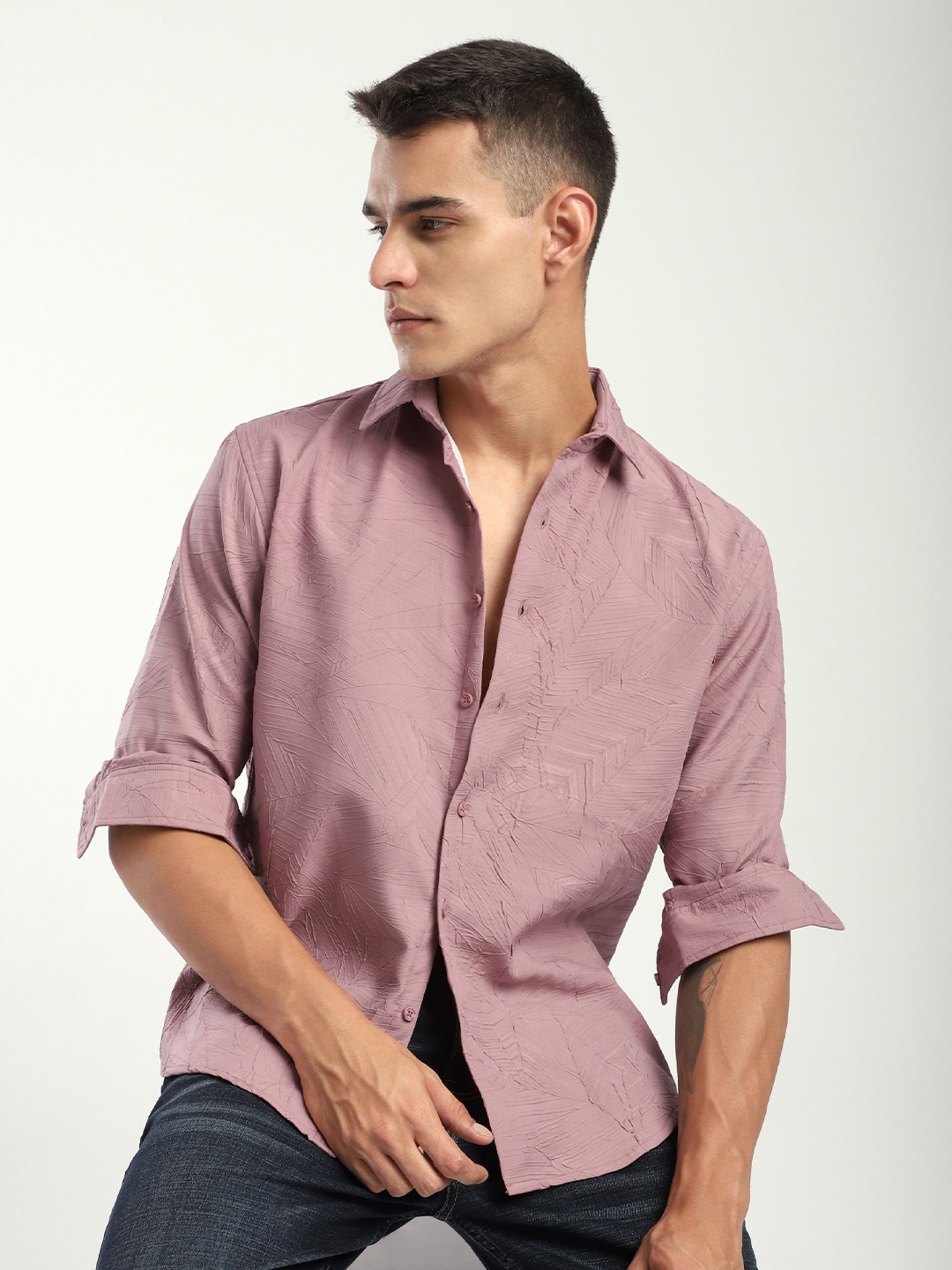 

Beyoung Men Spread Collar Textured Cotton Casual Shirt, Mauve