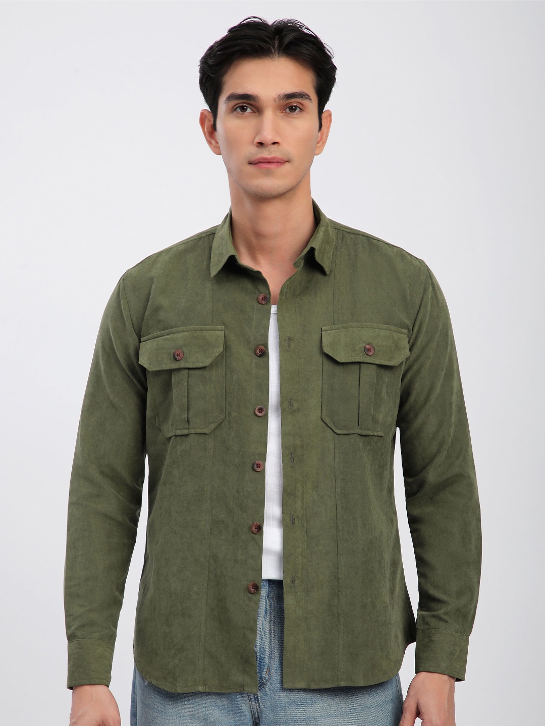 

Beyoung Men Relaxed Fit Spread Collar Solid Cotton Casual Shirt, Olive