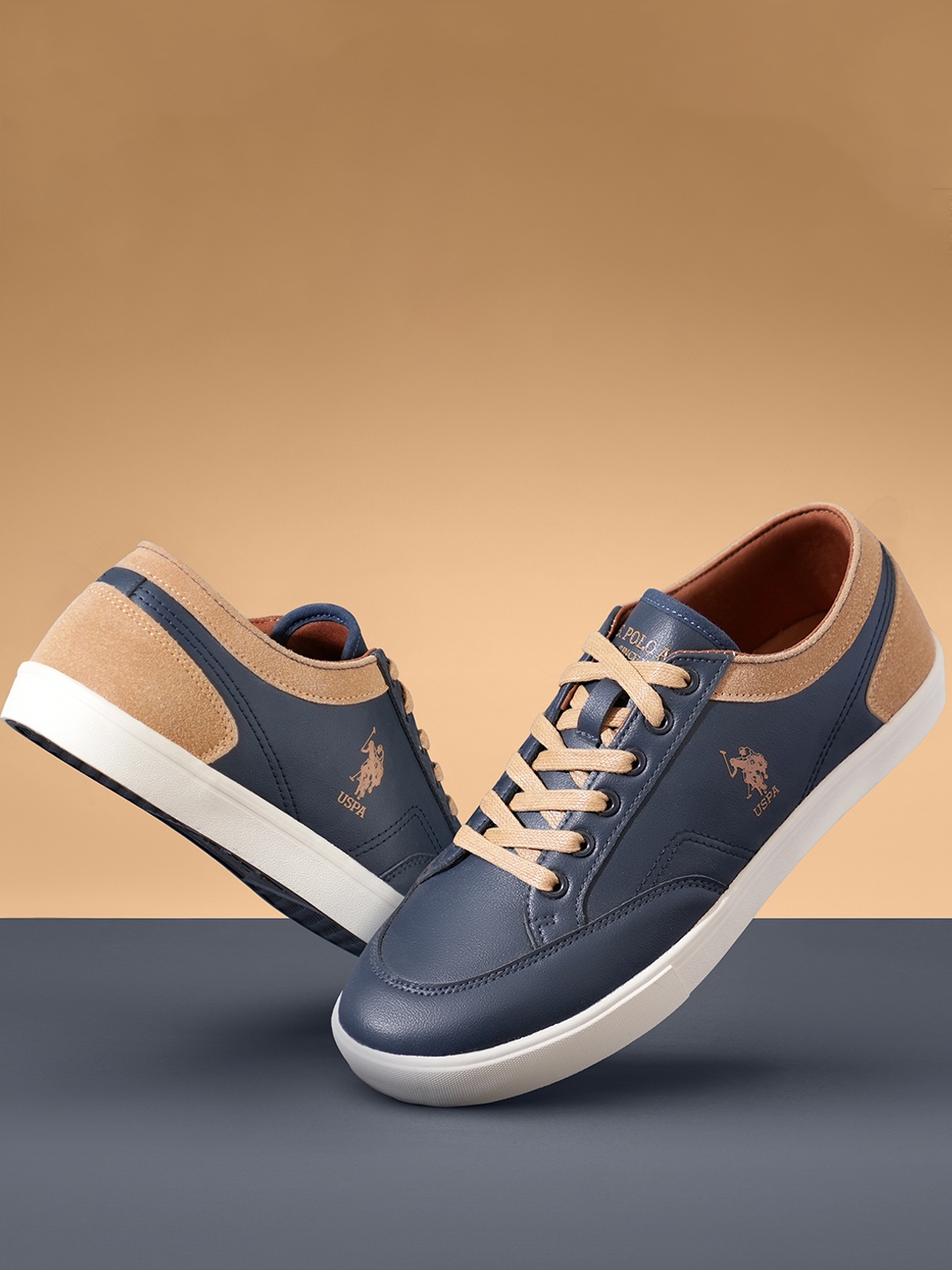 

U.S. Polo Assn. Men Colourblocked Sneakers, Navy blue
