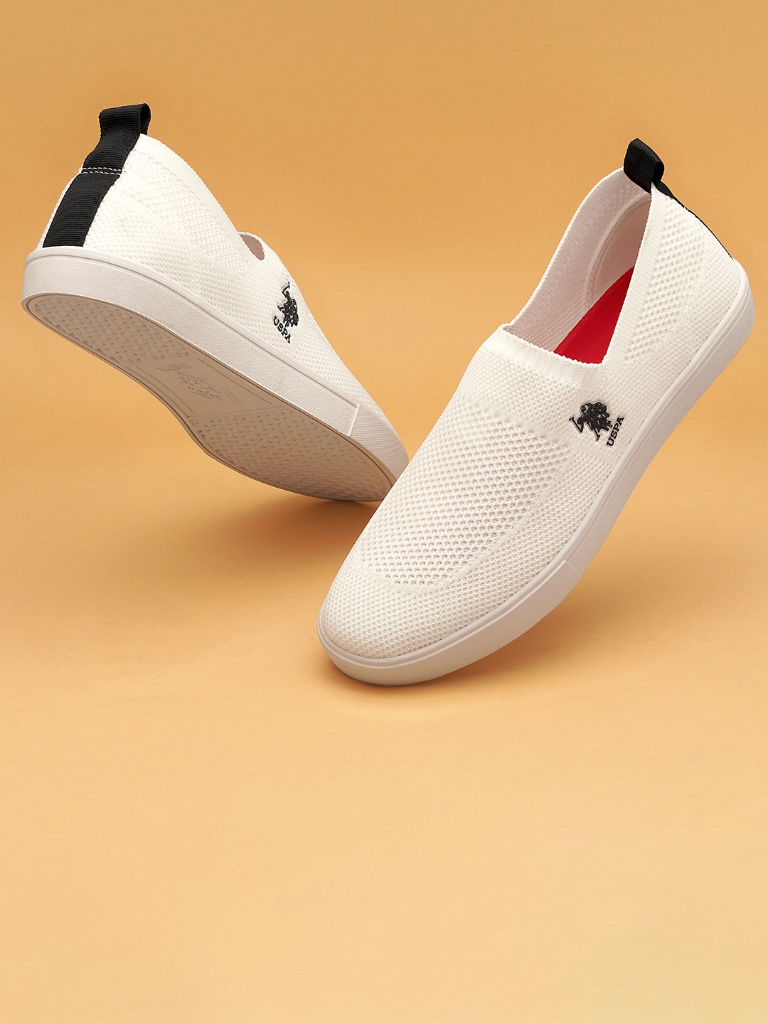 

U.S. Polo Assn. Men Octavia 3.0 Woven Design Everyday Sneakers, Off white