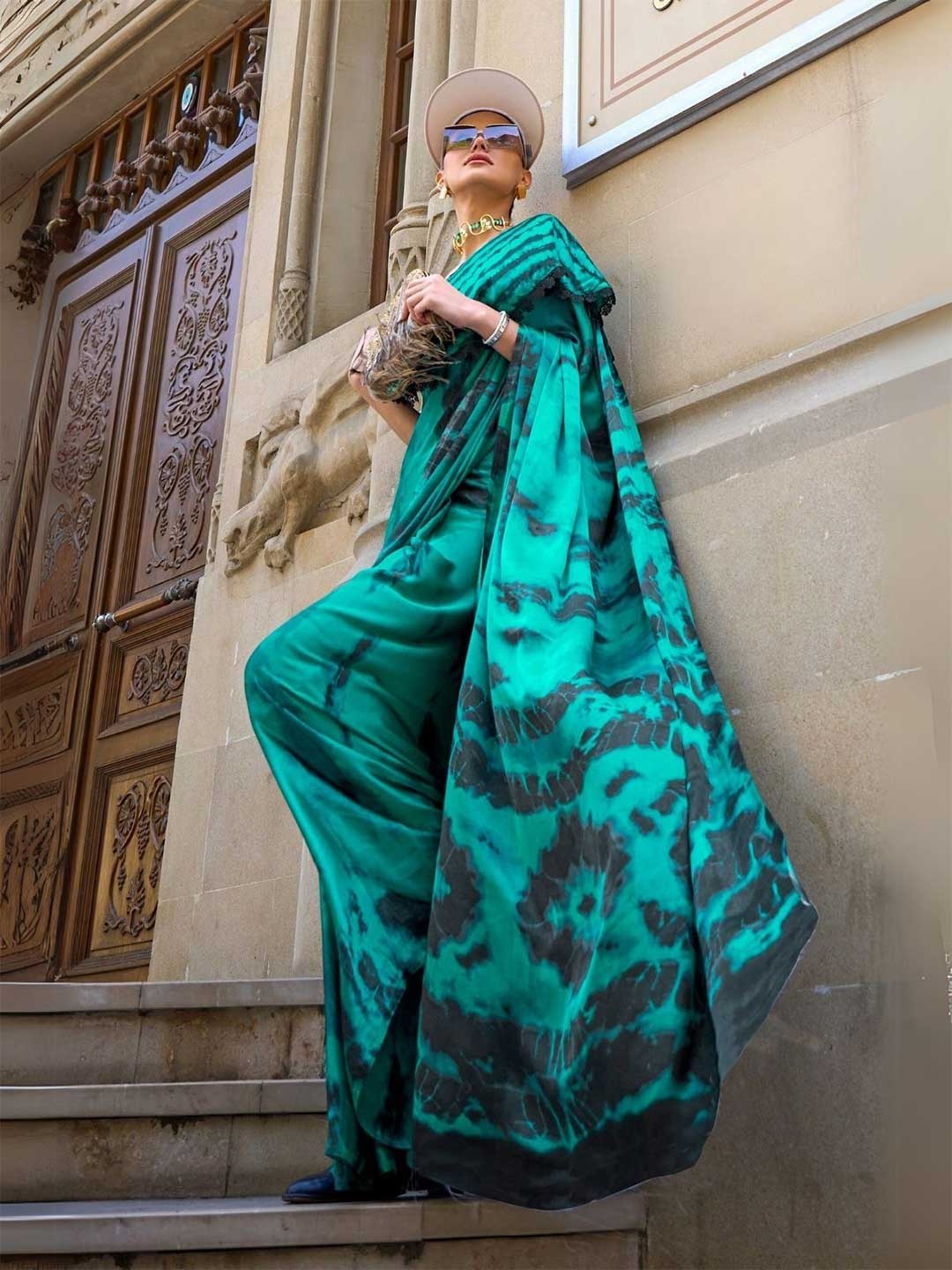 

Odette Green Satin Printed Saree With Unstitched Blouse For Women