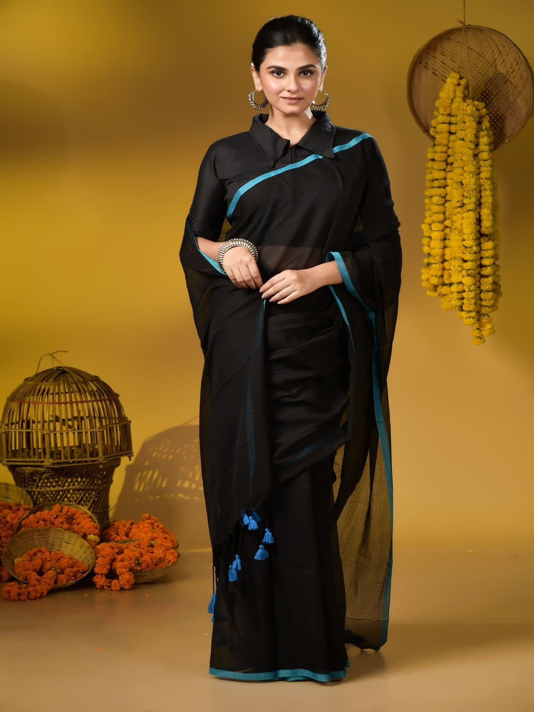 

T.J. SAREES Women Handloom Soft Mull Cotton Saree, Black