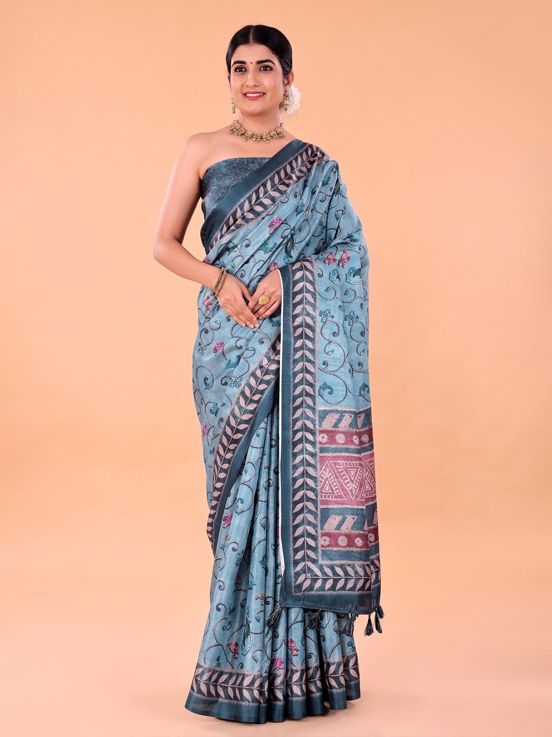 

NAAREE COLLECTION Women Satin Floral Printed Saree, Blue