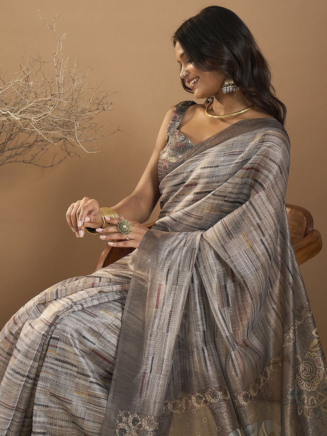 

Sangria Women Organza Printed Saree, Grey