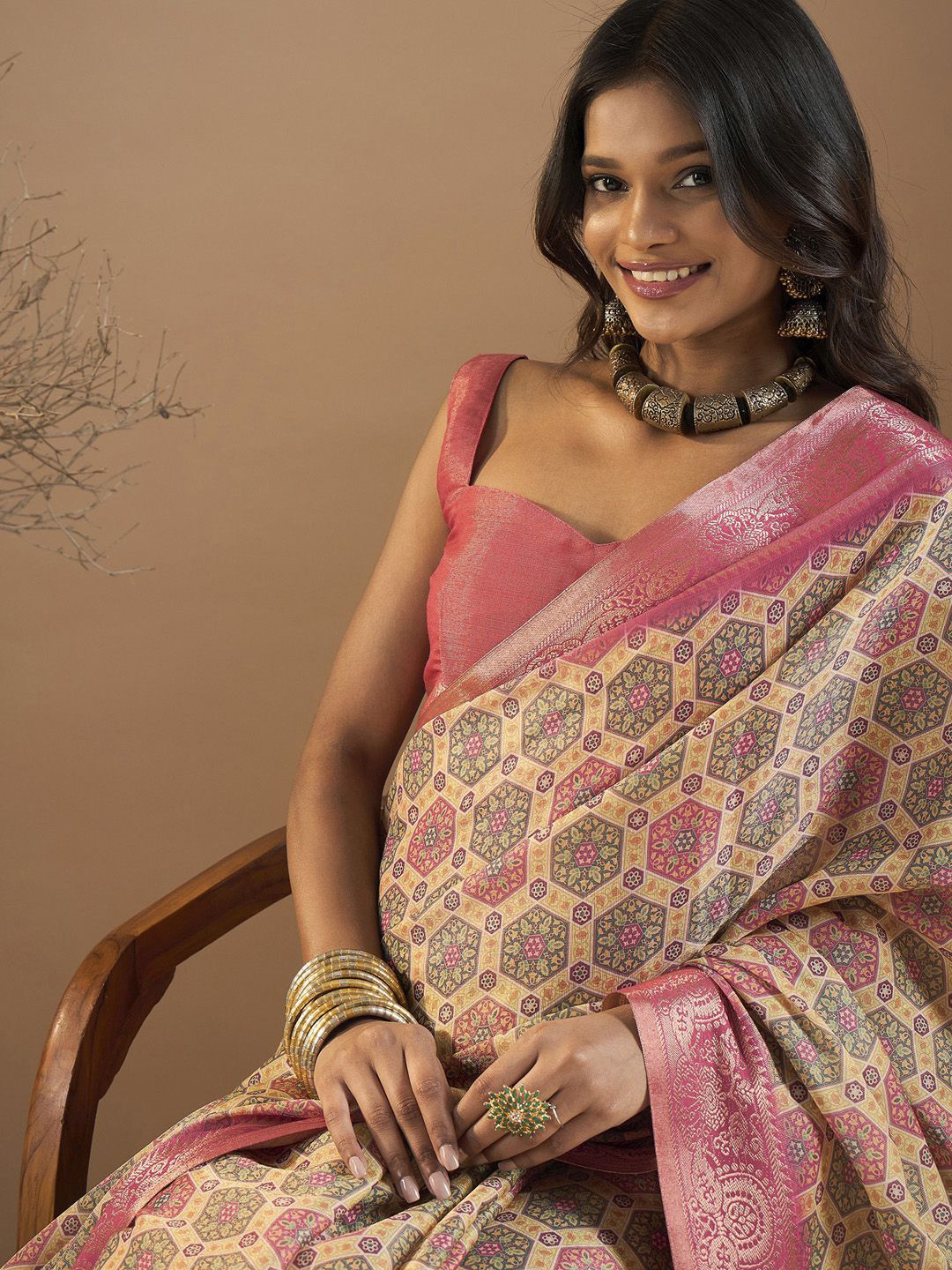 

Sangria Ethnic Motifs Printed Kanjeevaram Saree, Beige