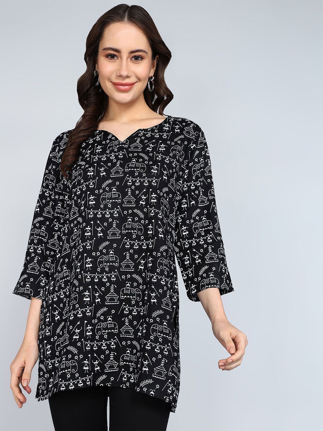 

Tviksha Fashion Women Geometric Printed Kurti, Black