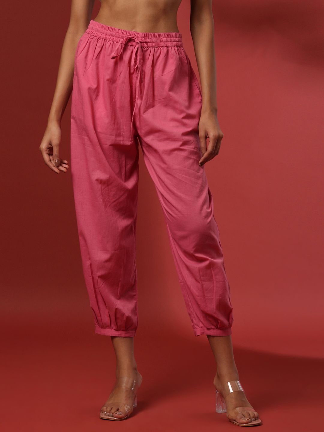 

Abhishti Women Cotton Tapered Fit Cropped Trouser, Coral
