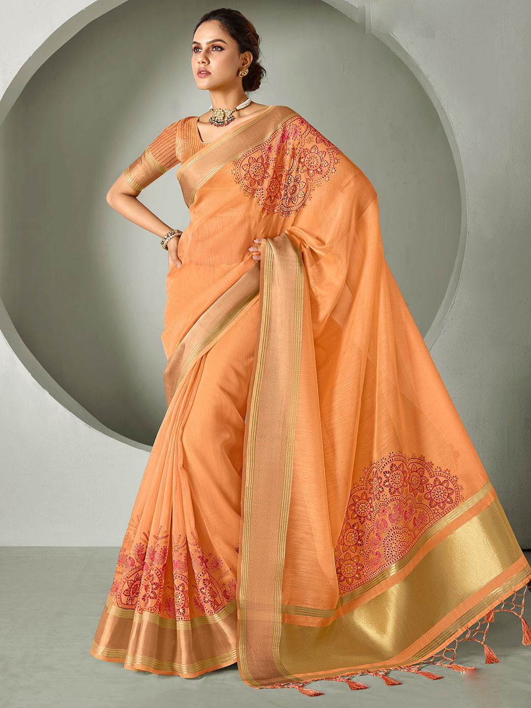 

ALAGINI Floral Embroidered Cut Work Saree, Orange