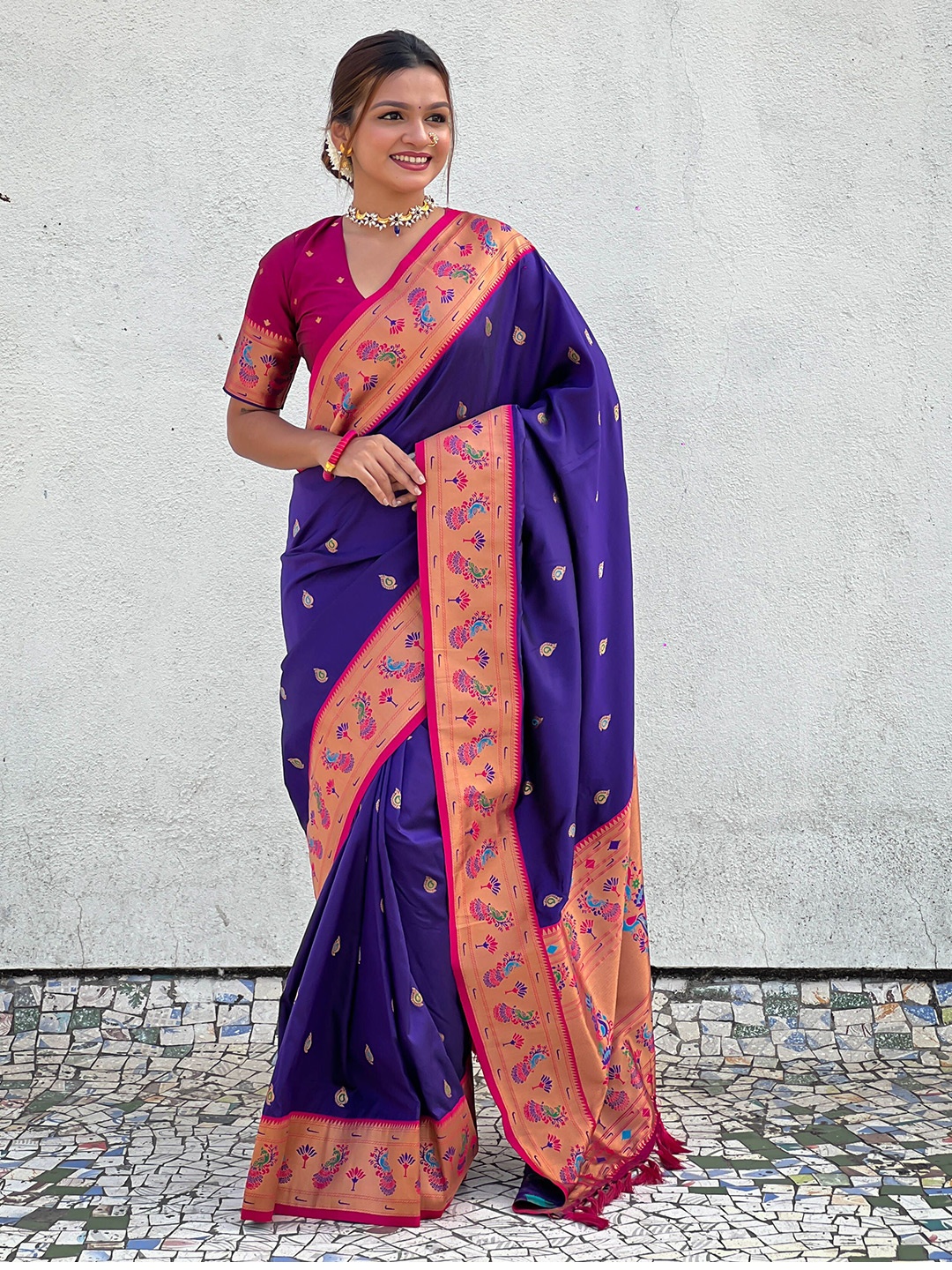 

YAVIRA SILK Ethnic Motifs Woven Design Embroidered Paithani Saree, Purple