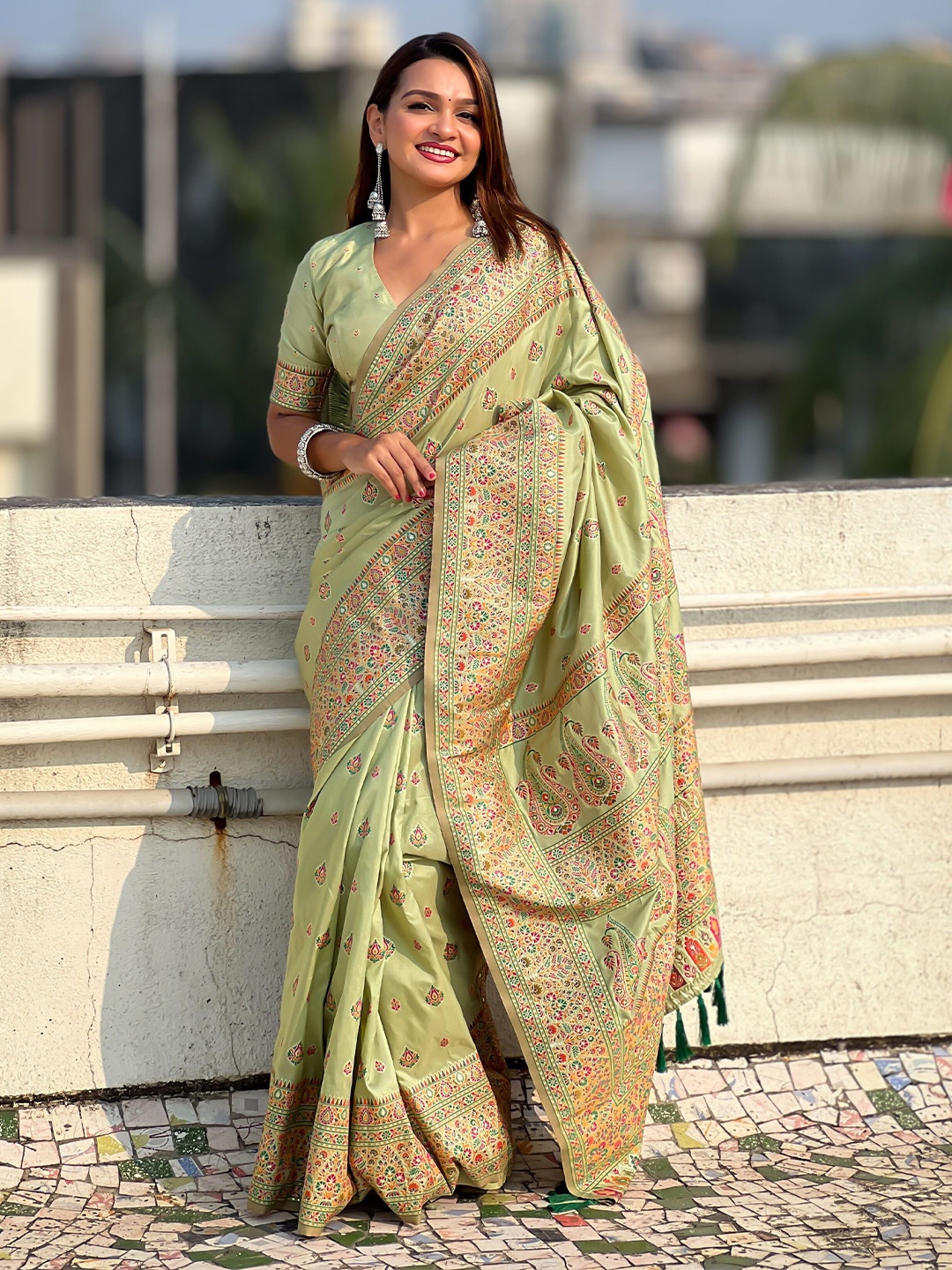 

YAVIRA SILK Ethnic Motifs Pashmina Banarasi Saree, Sea green